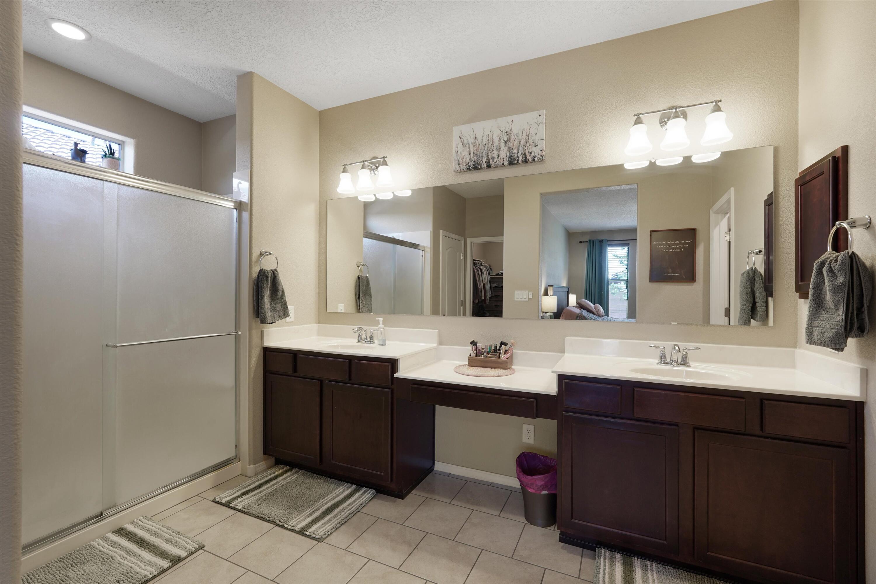 Photo 12 — 3123 Walsh Loop SE