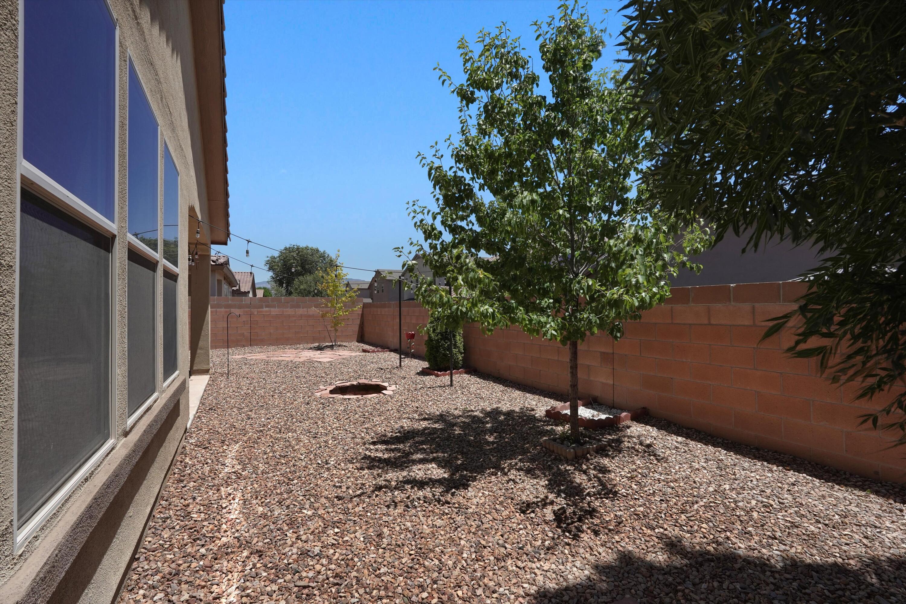 Photo 5 — 3123 Walsh Loop SE