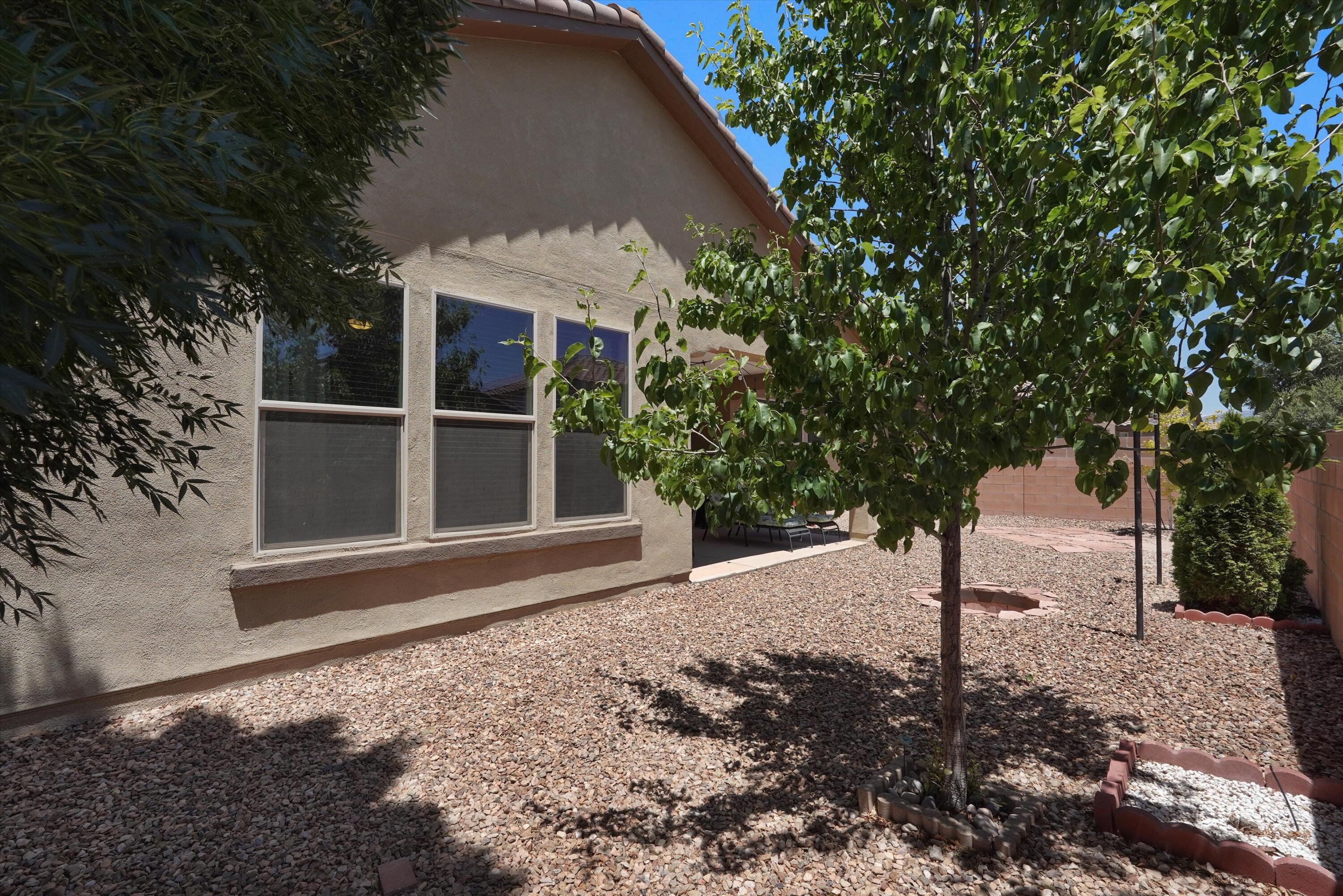 Photo 4 — 3123 Walsh Loop SE