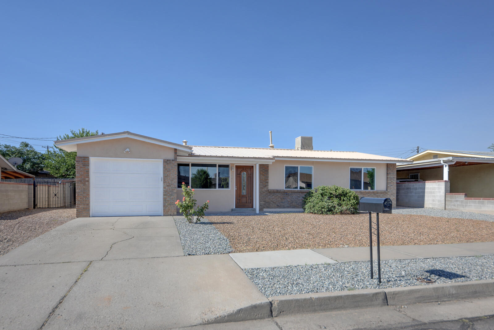 1444 Loma Hermosa Court NW