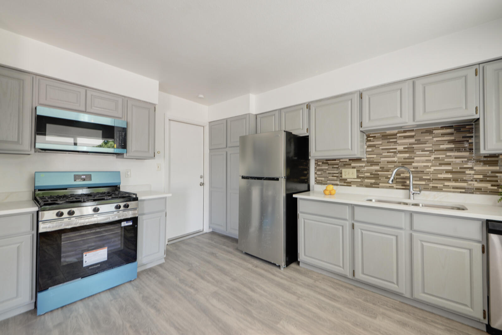 Photo 15 — 1444 Loma Hermosa Court NW
