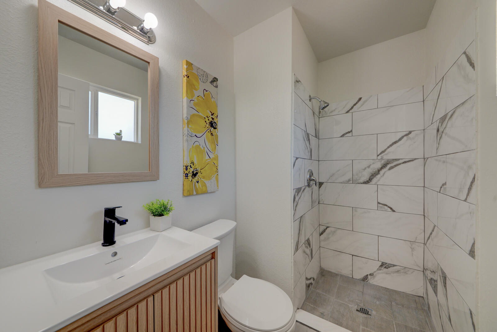 Photo 13 — 1444 Loma Hermosa Court NW