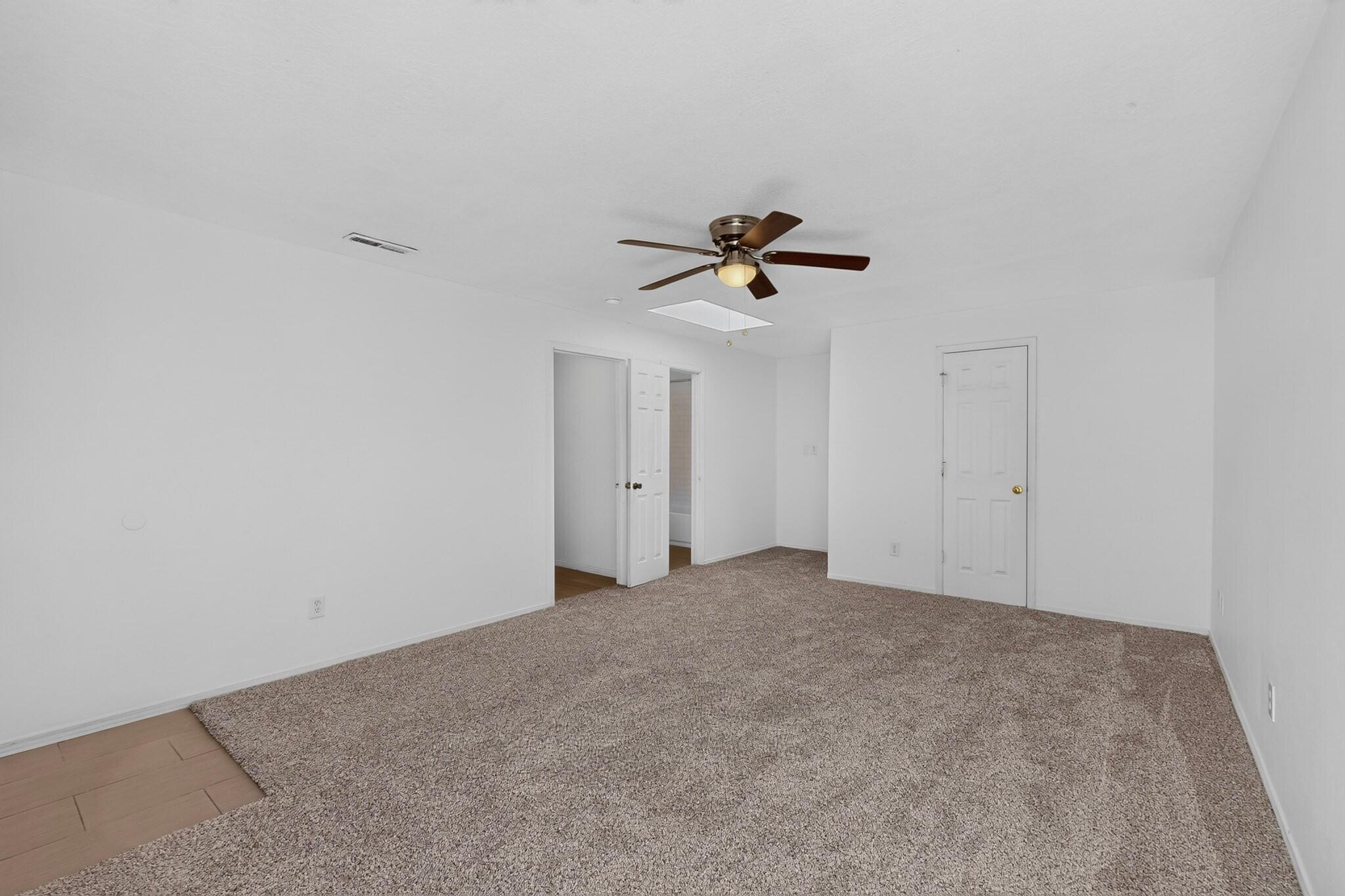 Photo 4 — 915 Pacific Avenue SW