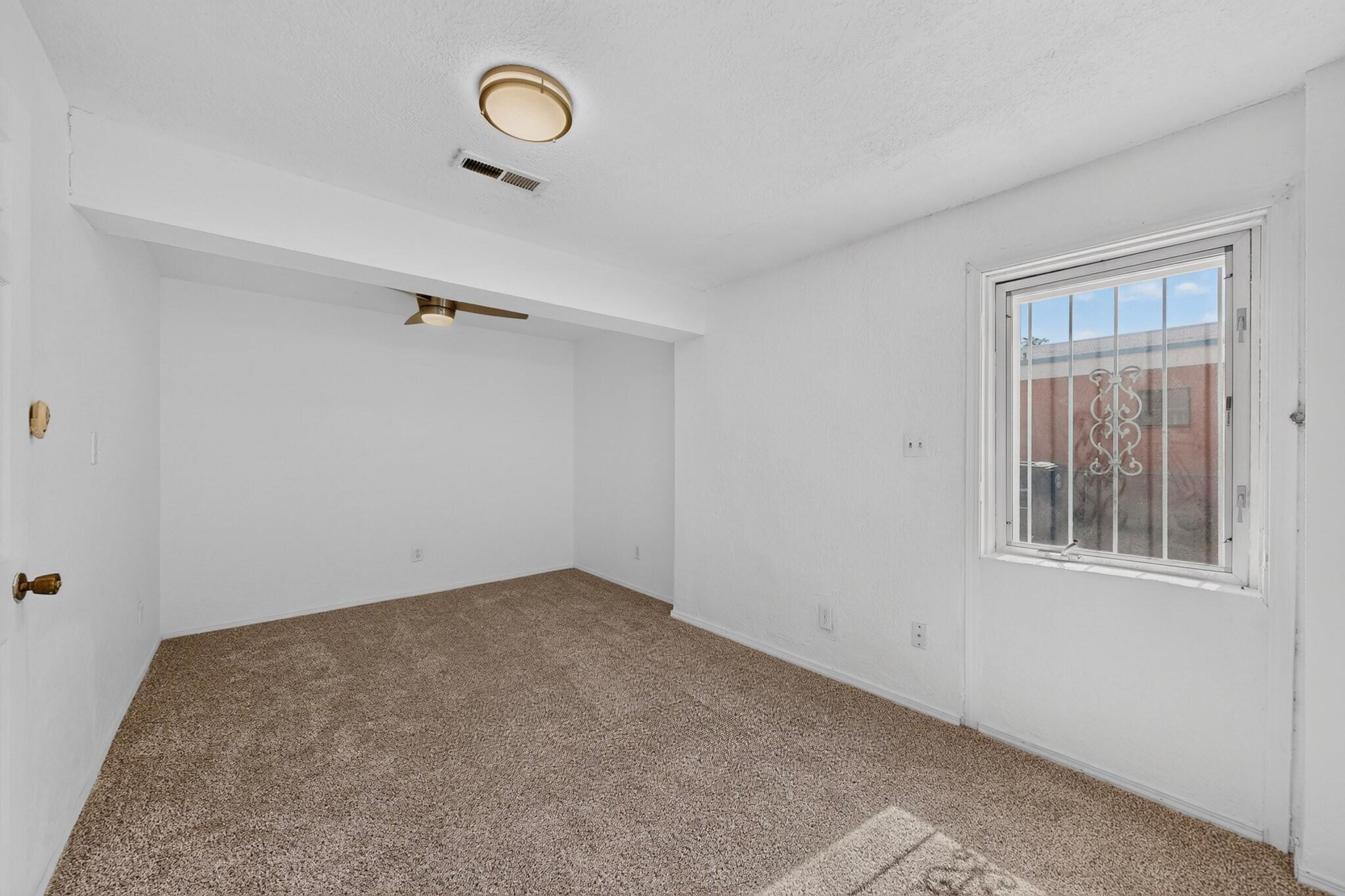 Photo 10 — 915 Pacific Avenue SW
