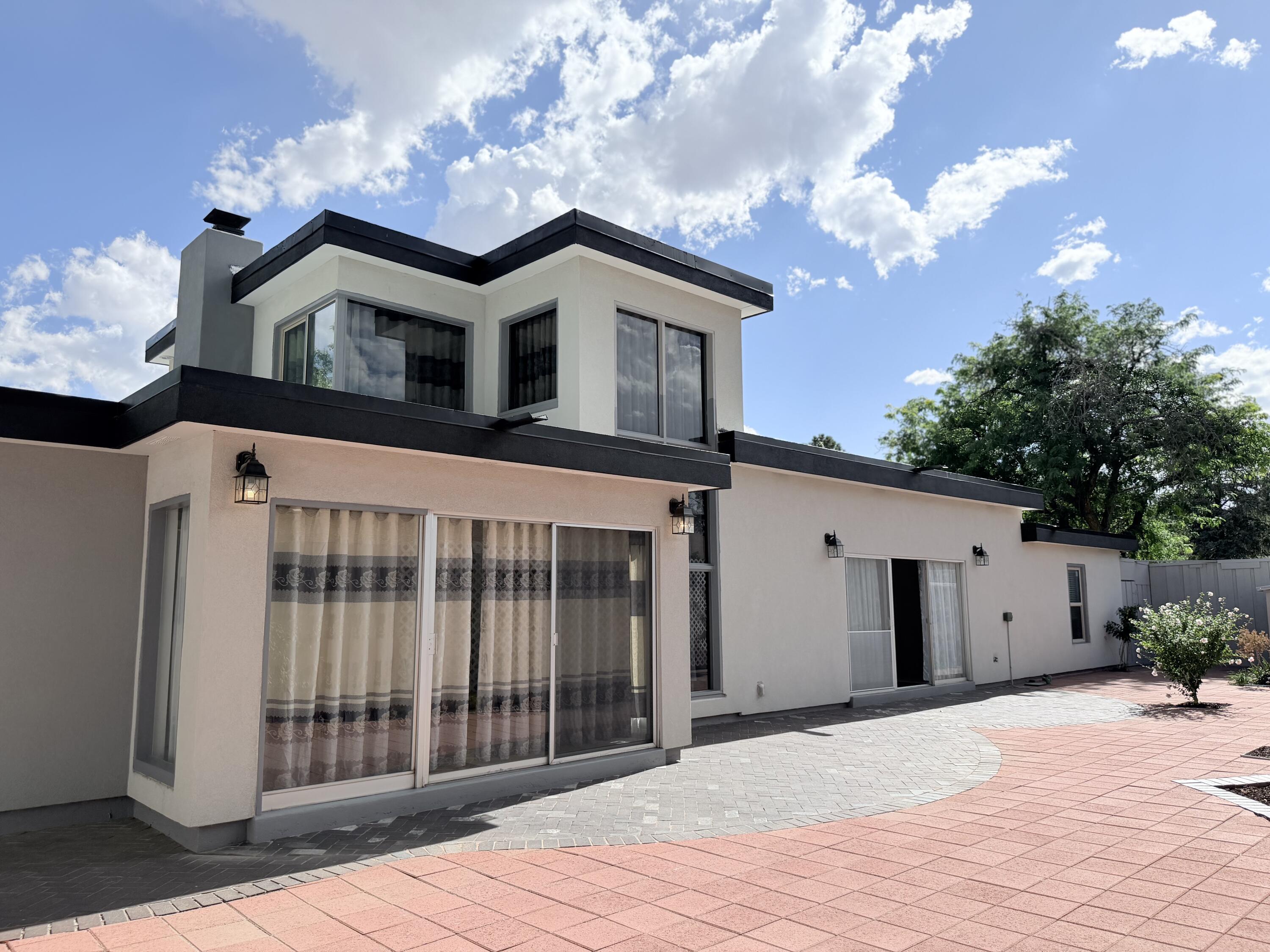 Photo 4 — 7209 Vista Del Arroyo Avenue NE