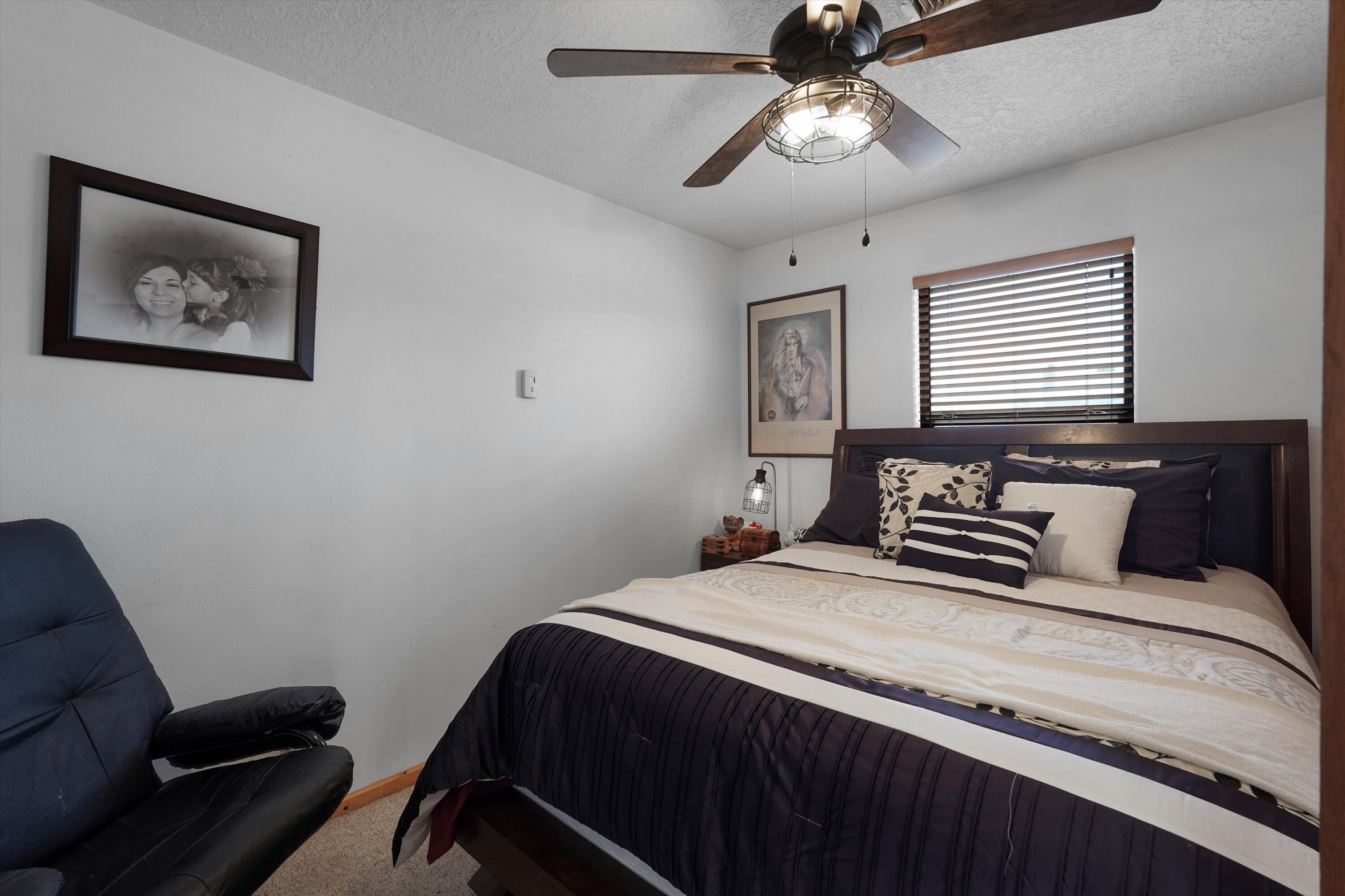 Photo 10 — 6128 Nassif Court NW