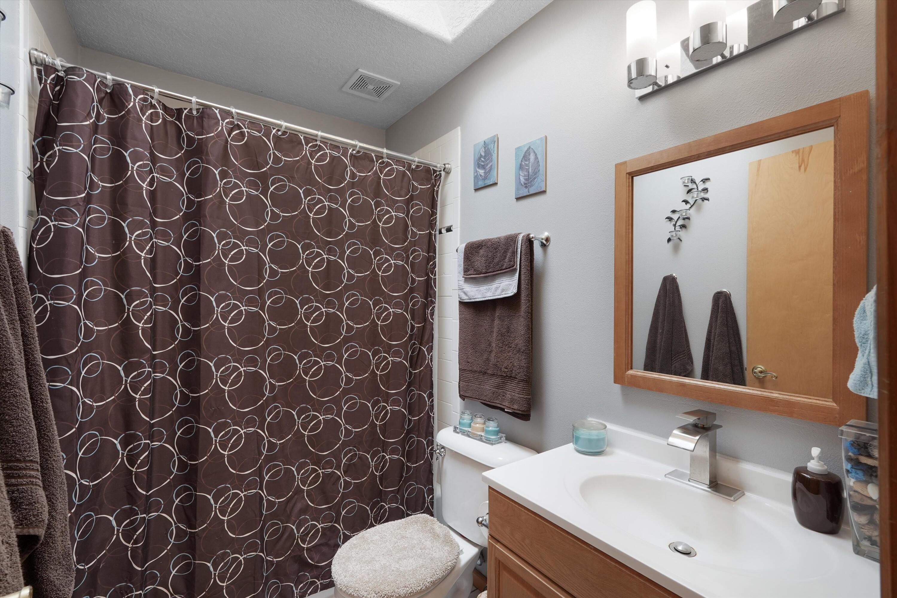 Photo 8 — 6128 Nassif Court NW