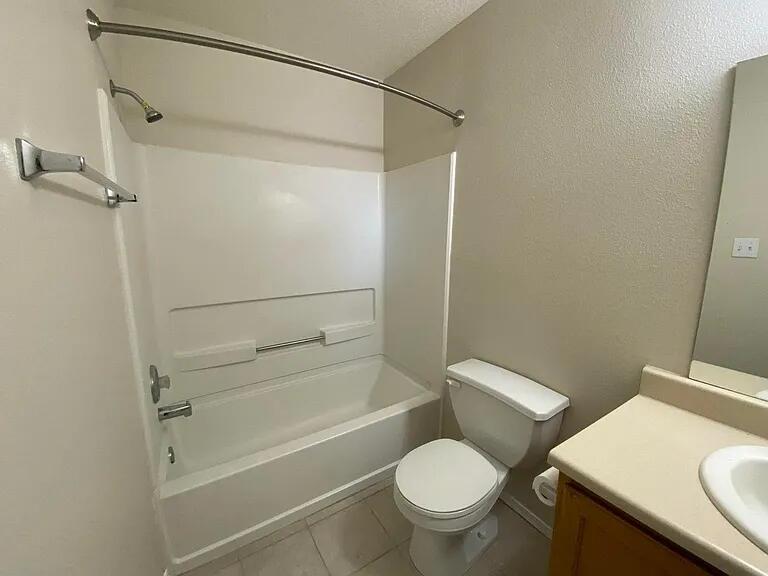 Photo 2 — 10728 Miera Drive NW