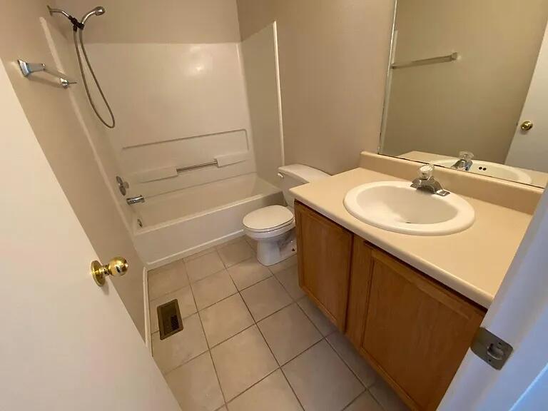 Photo 5 — 10728 Miera Drive NW