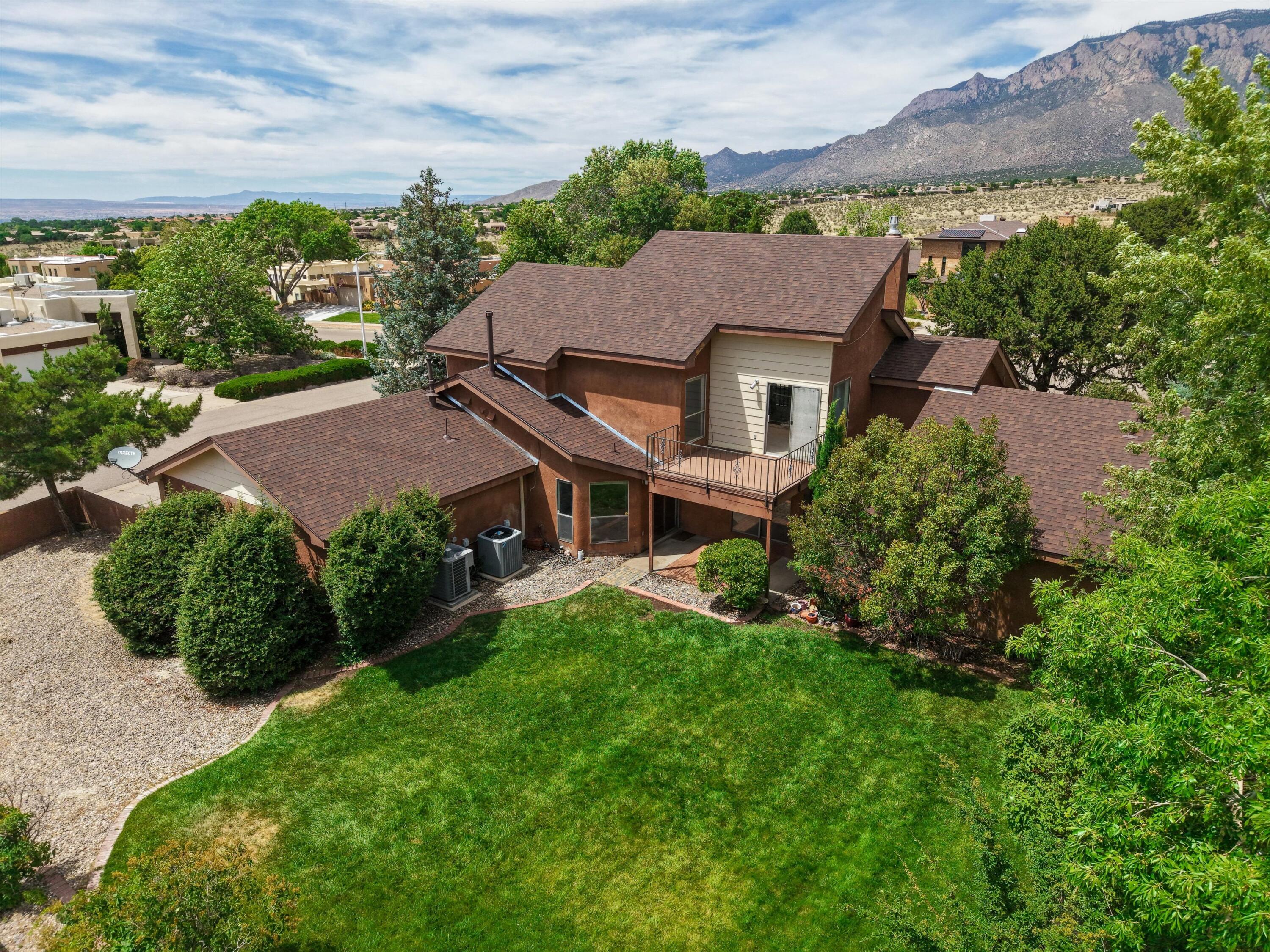 Photo 7 — 13200 Manitoba Drive NE
