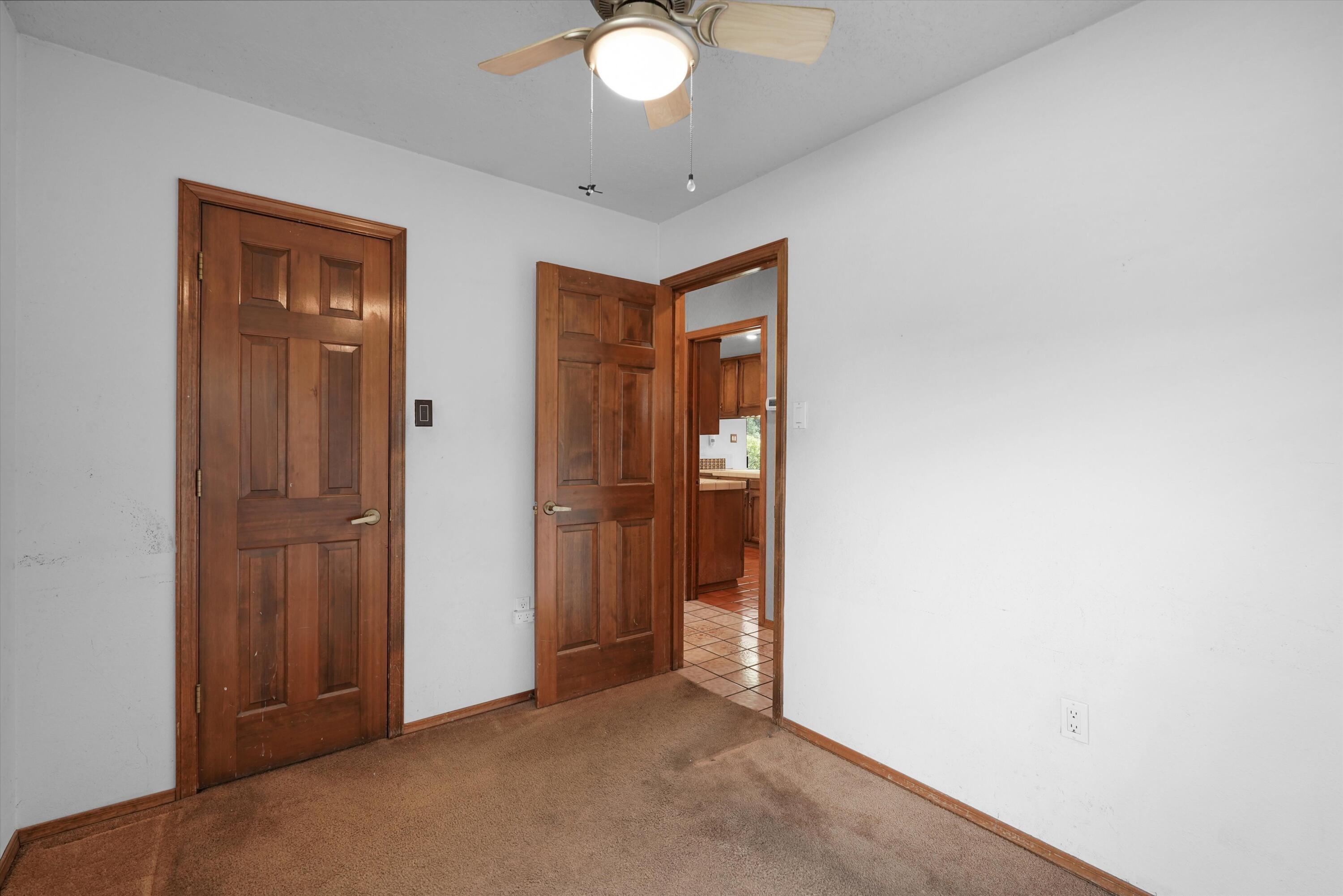 Photo 19 — 13200 Manitoba Drive NE