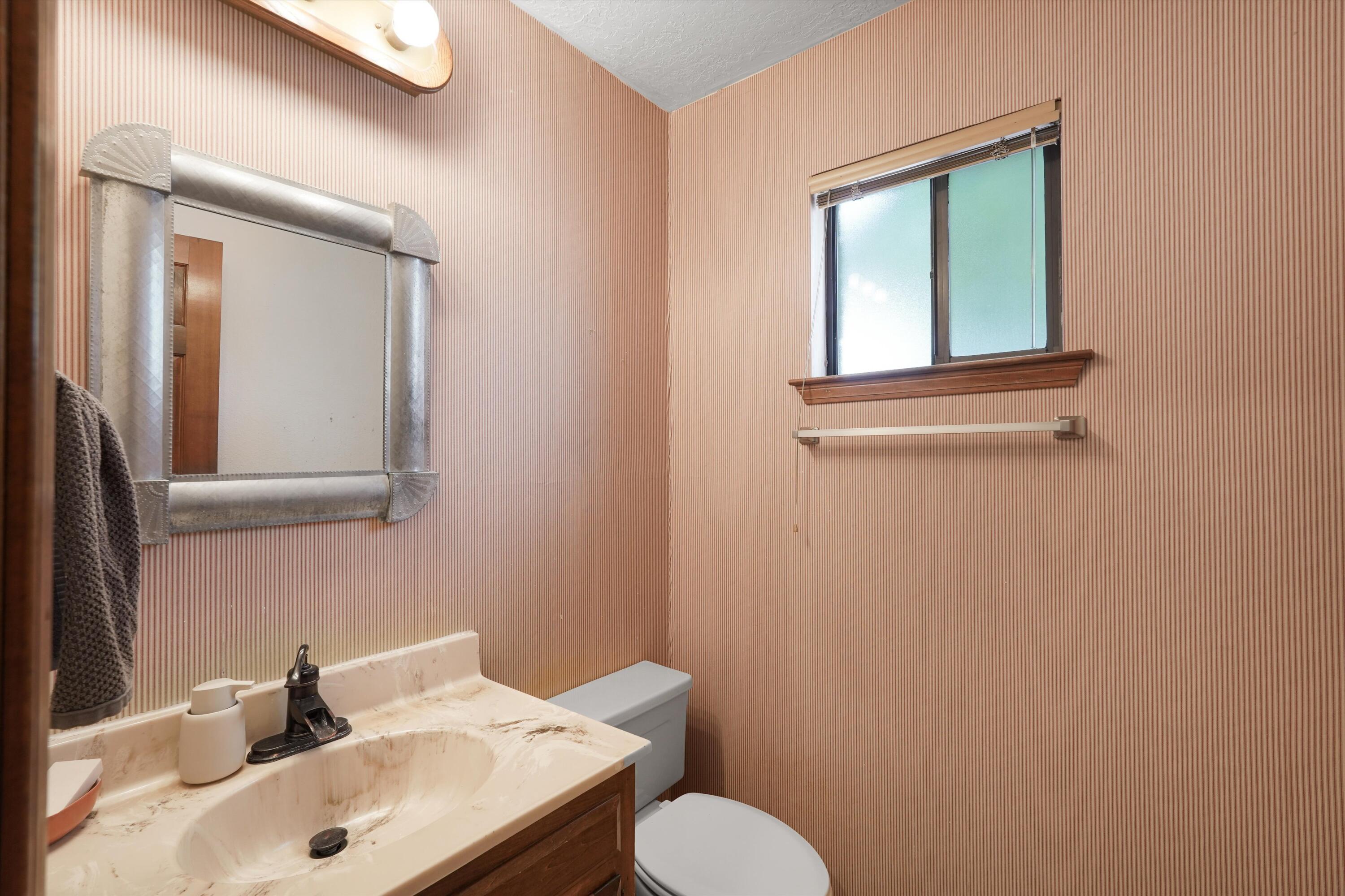 Photo 20 — 13200 Manitoba Drive NE