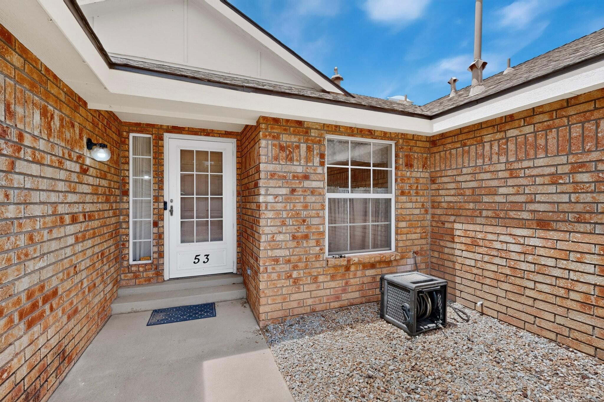 Photo 3 — 53 Juniper Avenue