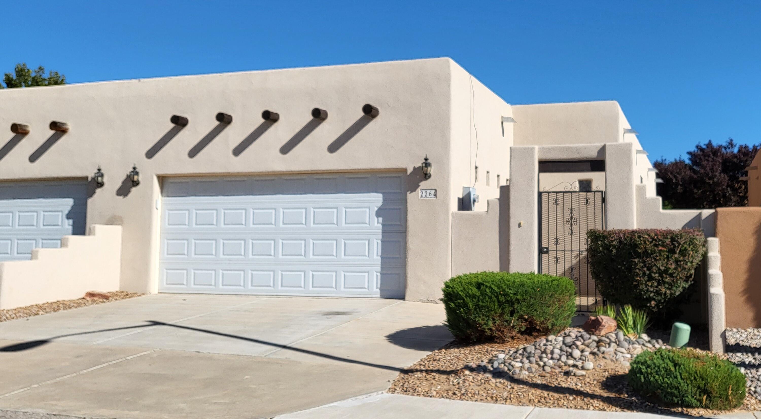 2264 Calle De Ortiz SW, Los Lunas, NM 87031