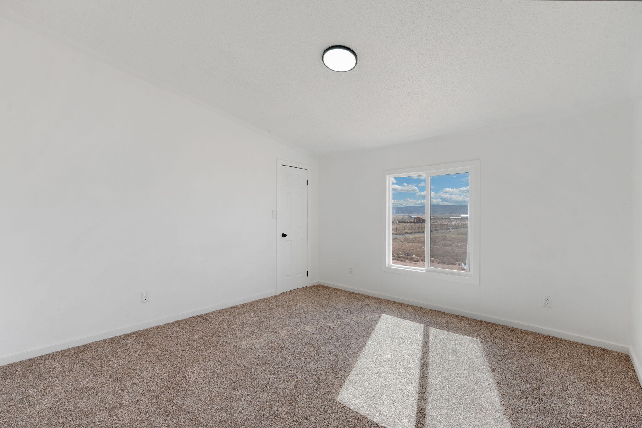 Photo 18 — 67 Highland Boulevard