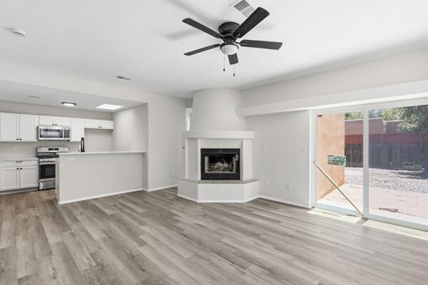 Photo 19 — 473 Garden Avenue SW