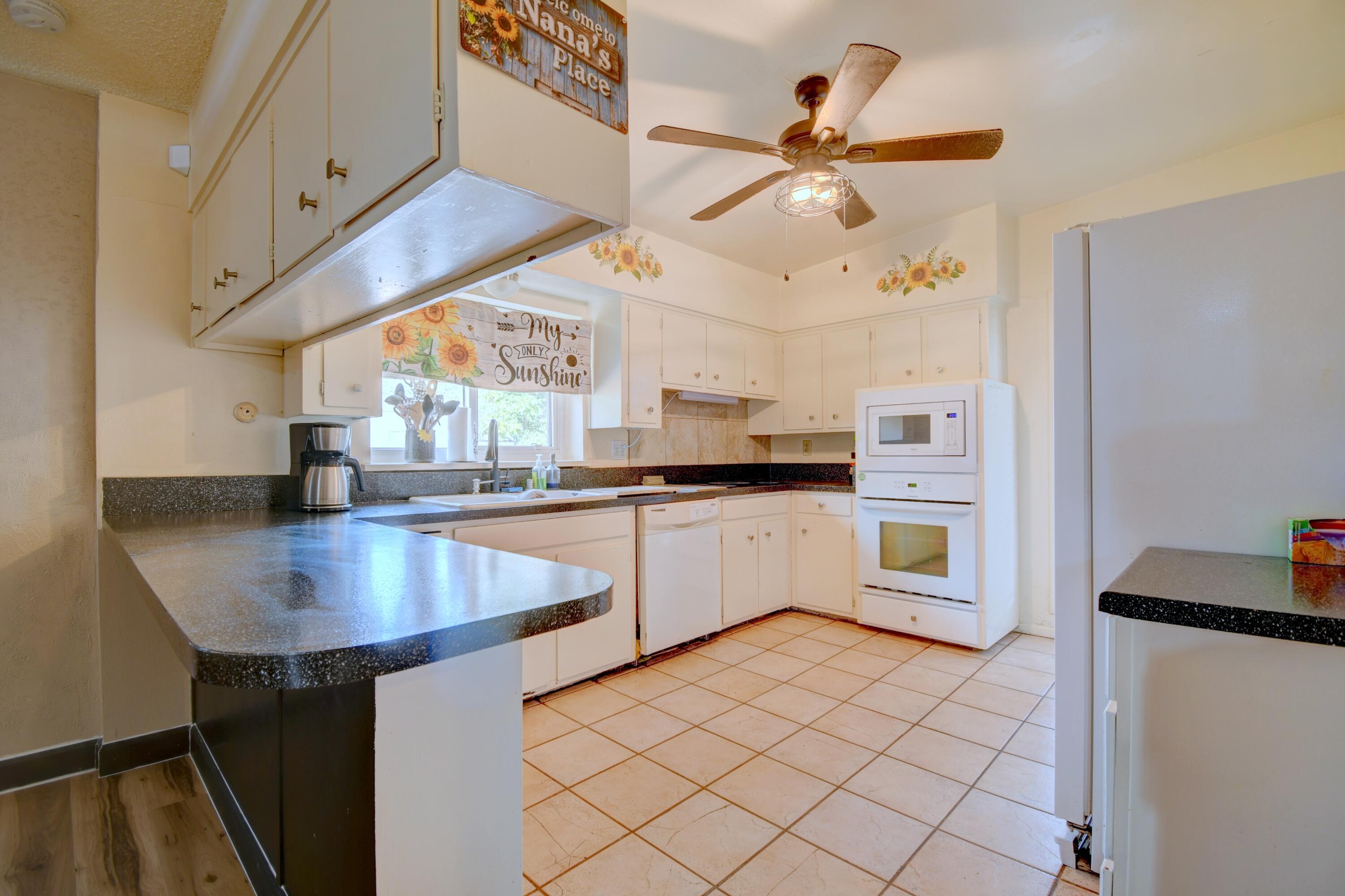 Photo 9 — 9730 Golf Course Road NW