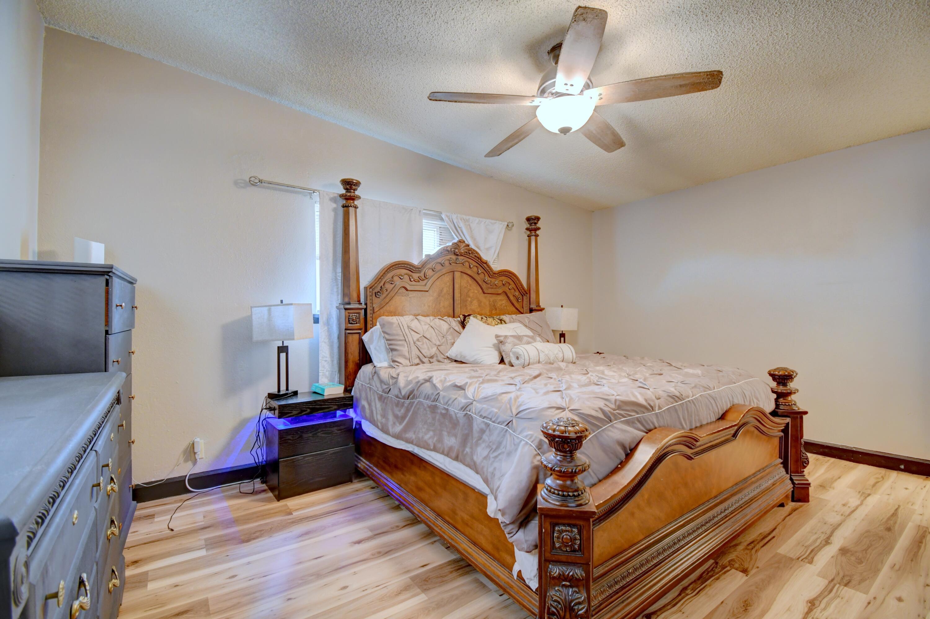 Photo 12 — 9730 Golf Course Road NW