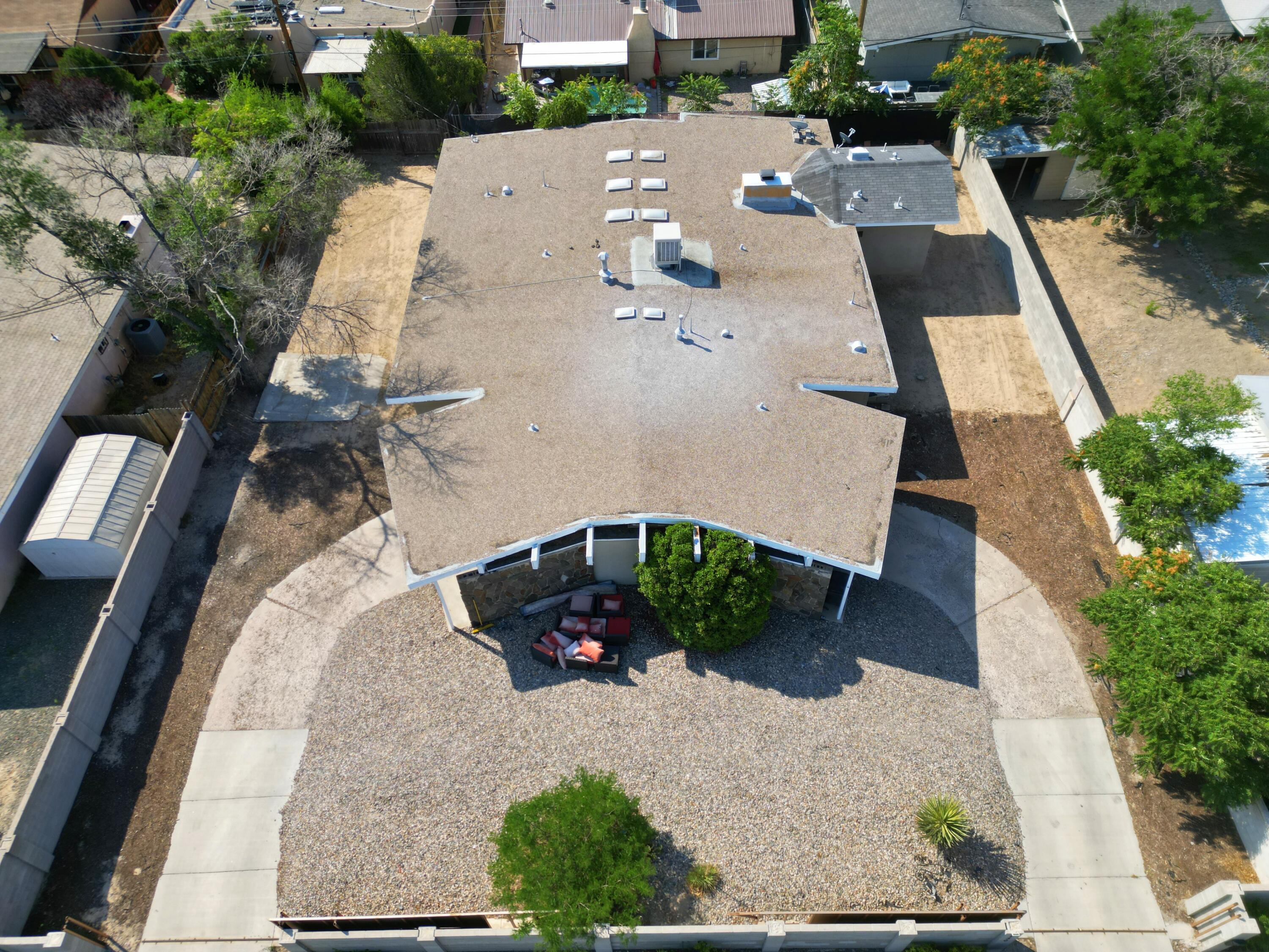 Photo 6 — 9730 Golf Course Road NW