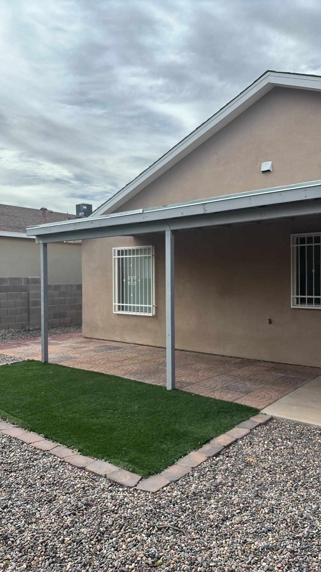 Photo 2 — 10020 El Patron Road SW