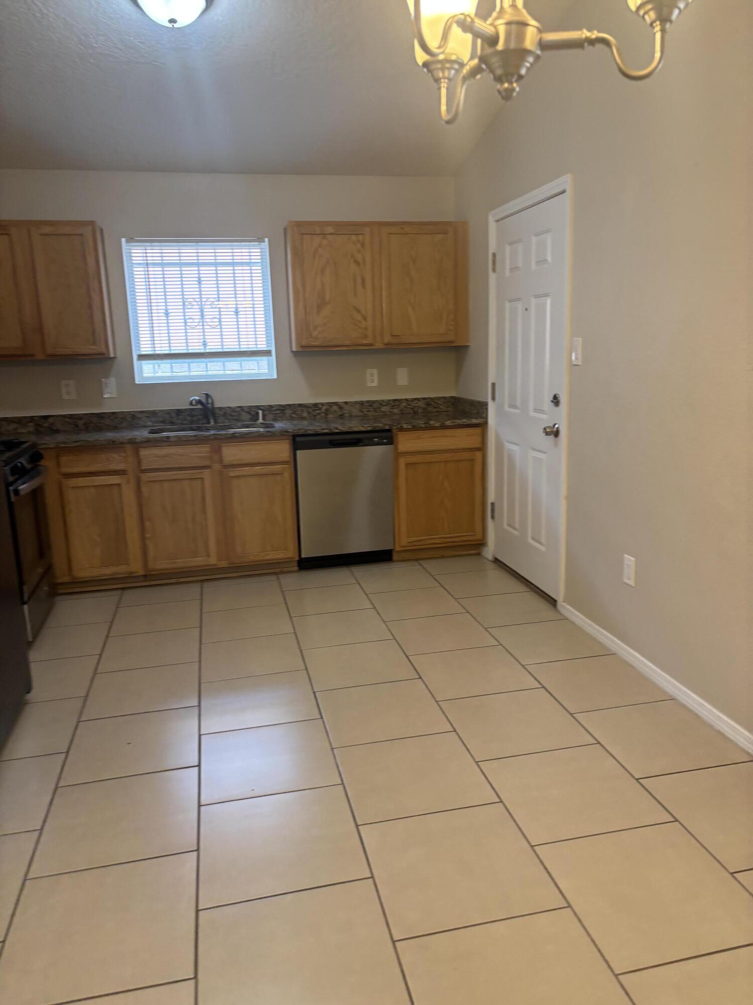 Photo 8 — 10020 El Patron Road SW