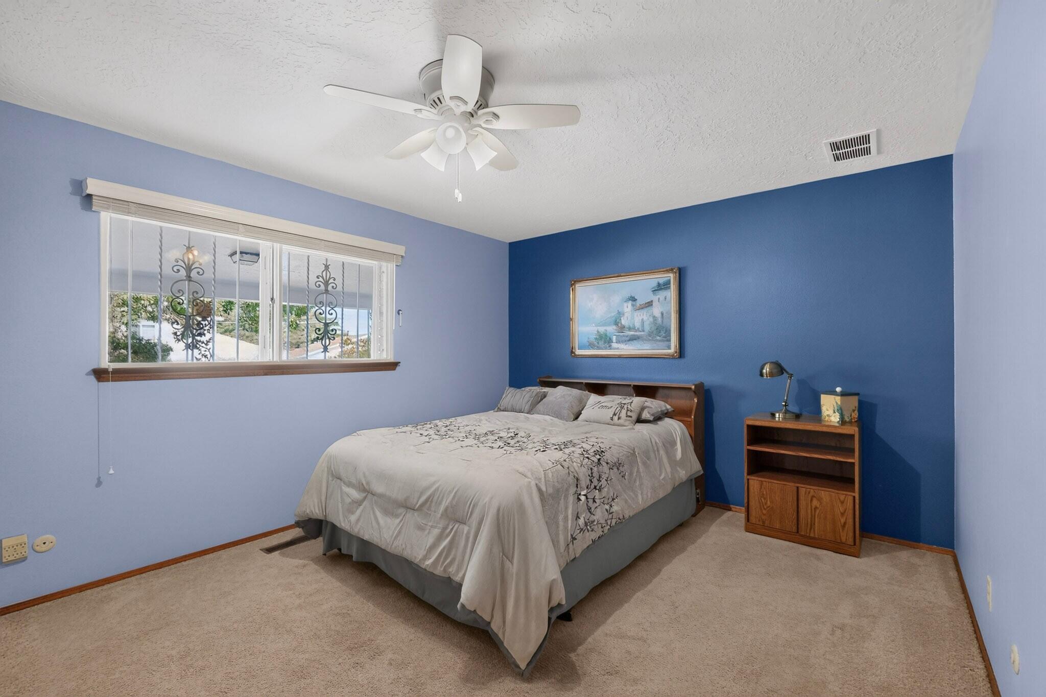 Photo 18 — 1119 Upland Drive NE