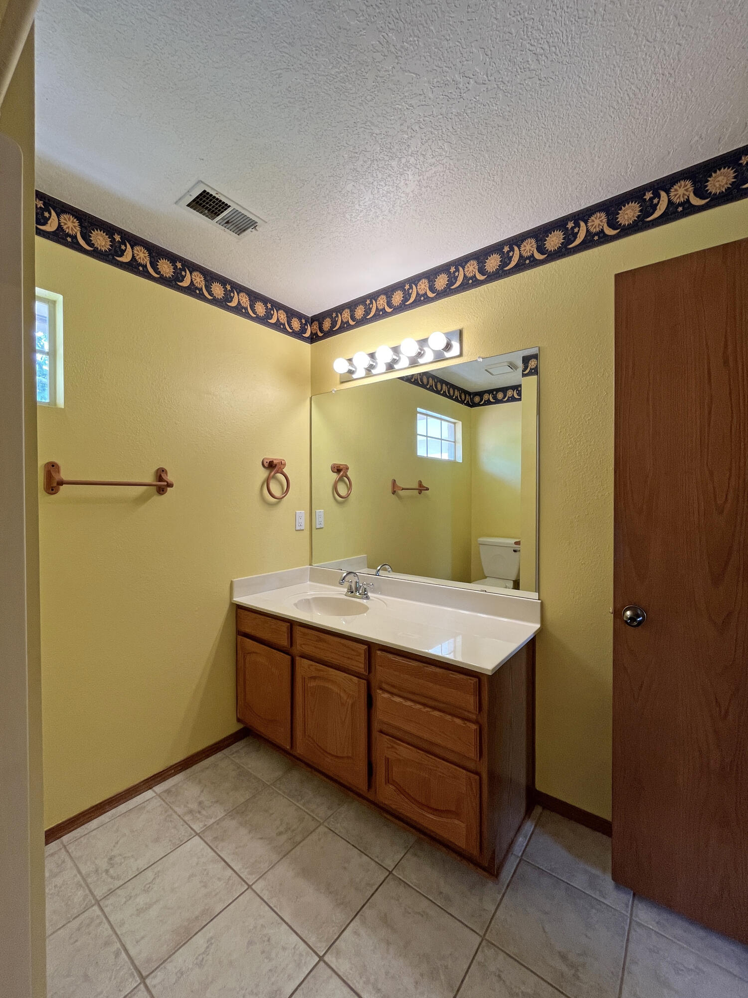 Photo 14 — 7908 Morris Rippel Place NE