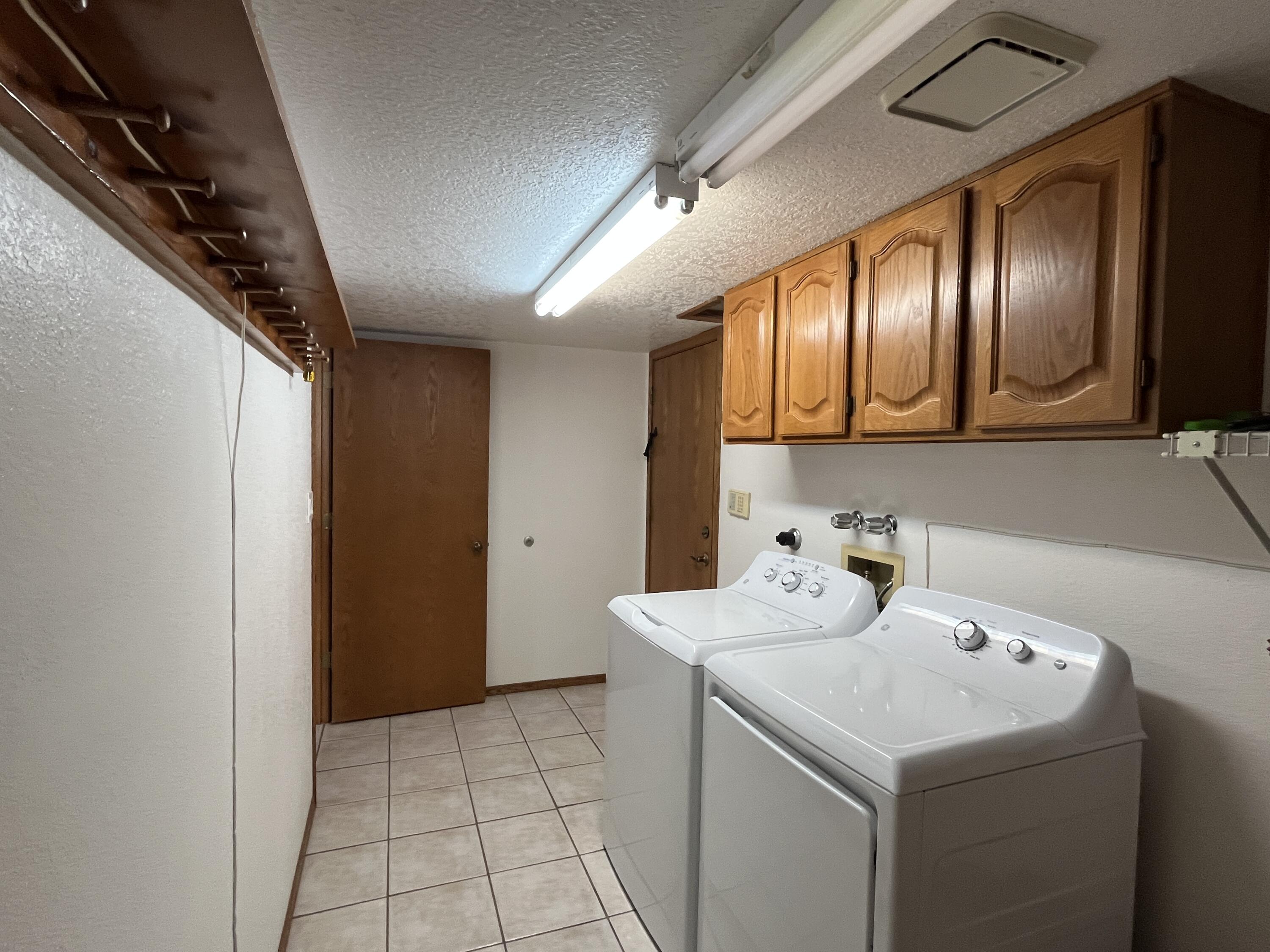 Photo 10 — 7908 Morris Rippel Place NE