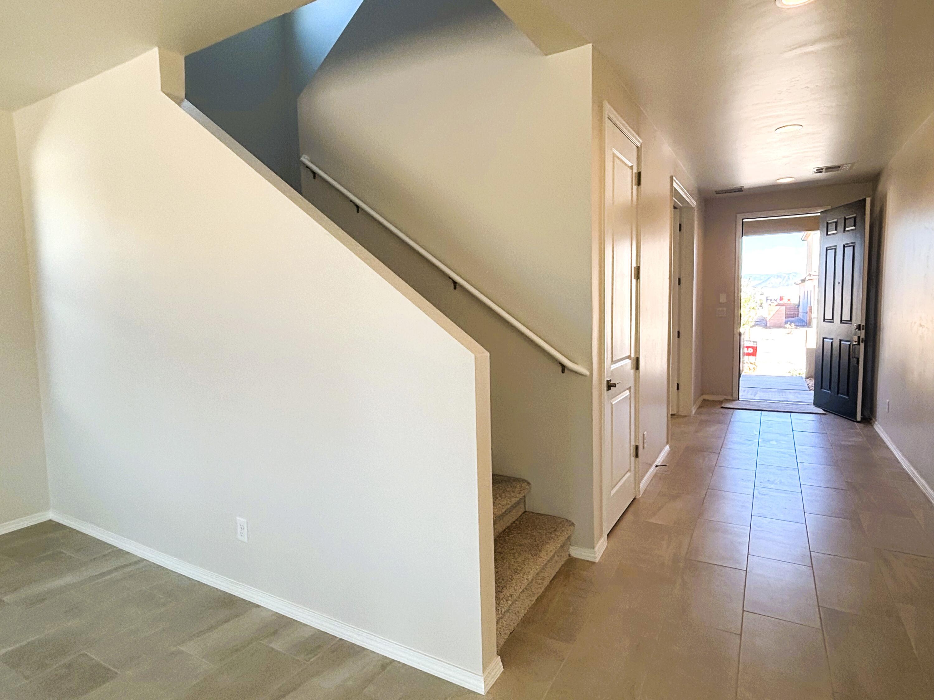 Photo 15 — 6013 Gilpin Drive SE