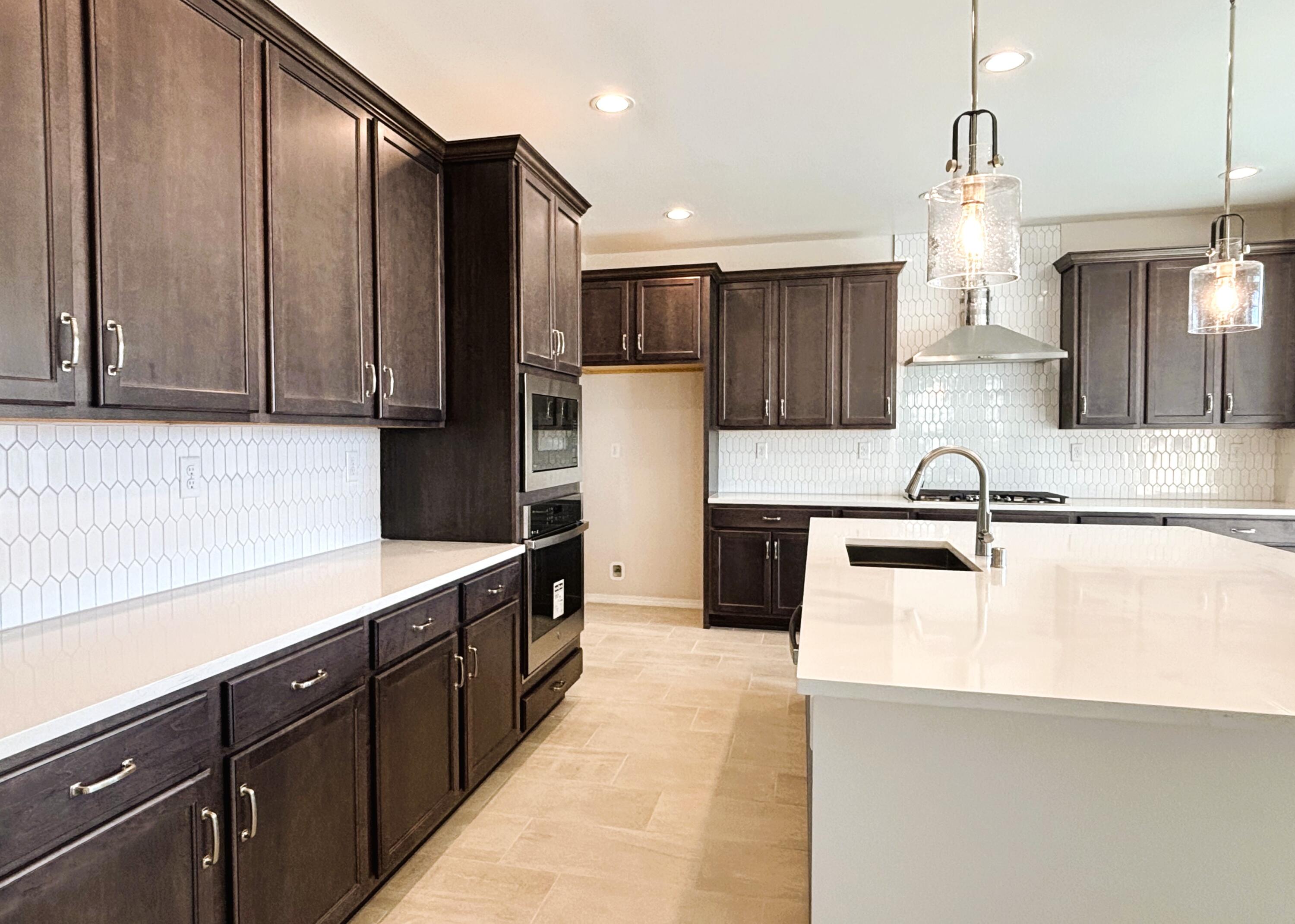 Photo 14 — 6013 Gilpin Drive SE