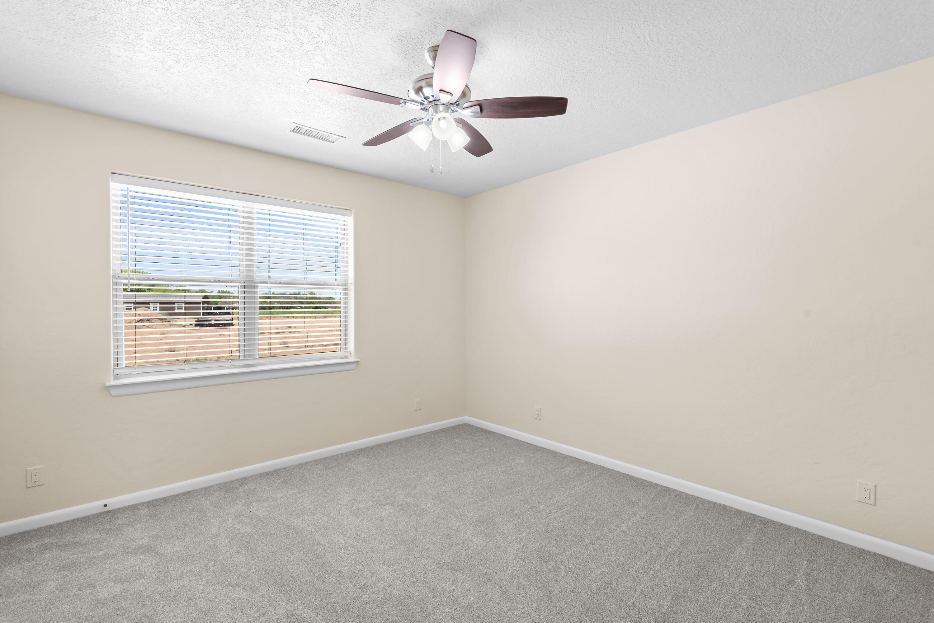 Photo 10 — 480 Paseo Dulcelina Road
