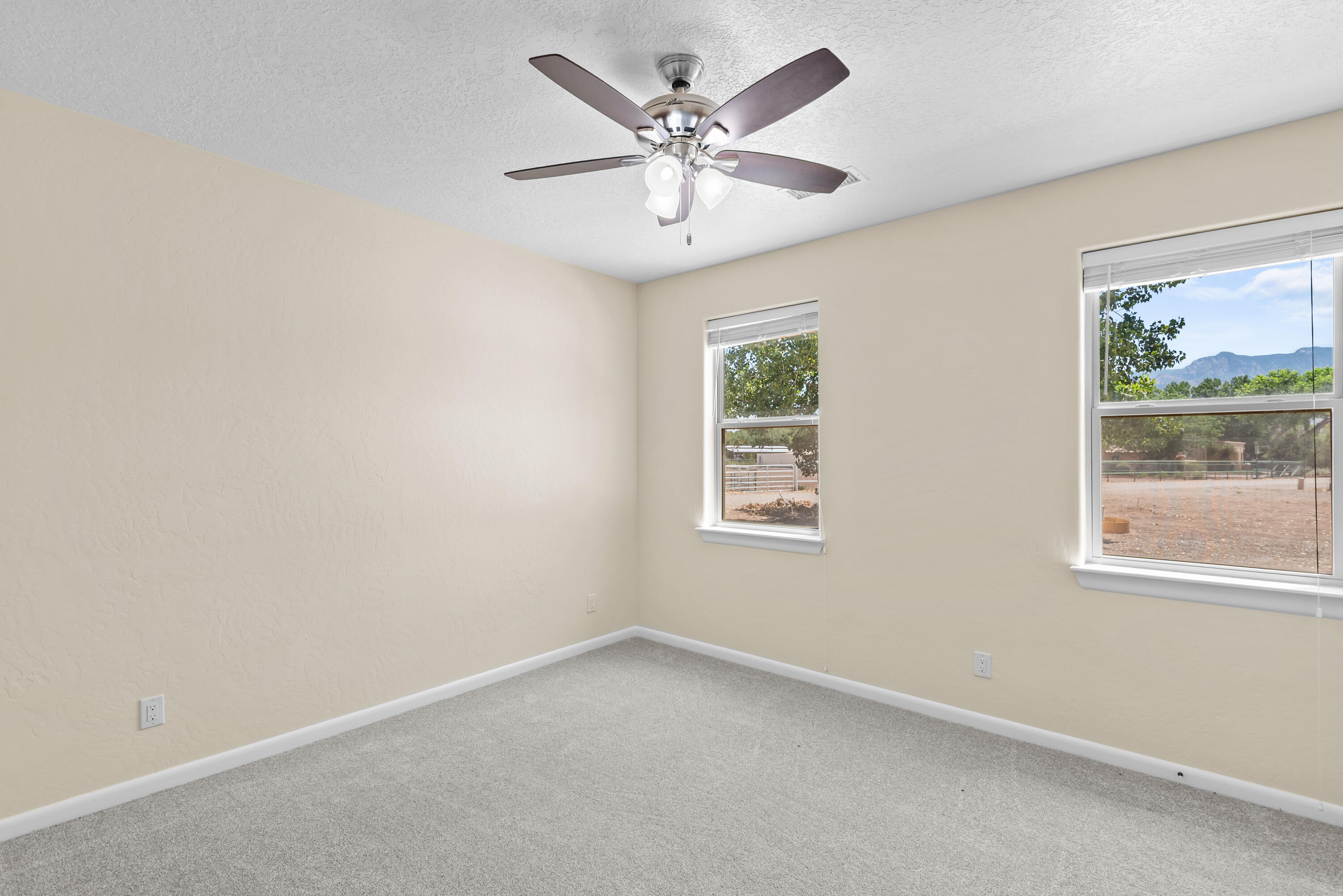 Photo 7 — 480 Paseo Dulcelina Road