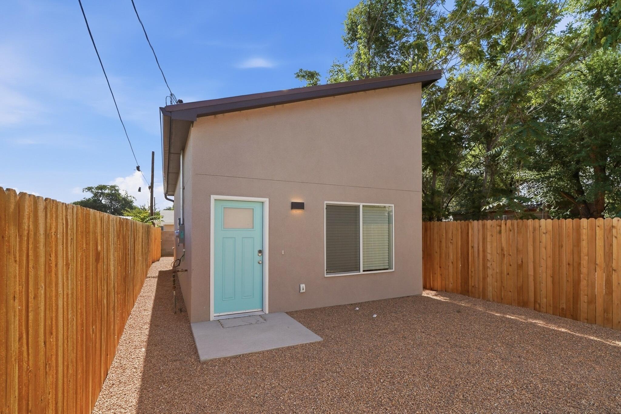 Photo 16 — 1100A 10th Street SW