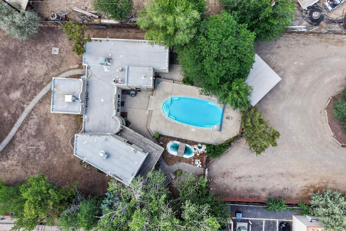 Photo 2 — 9705 Rio Grande Boulevard NW