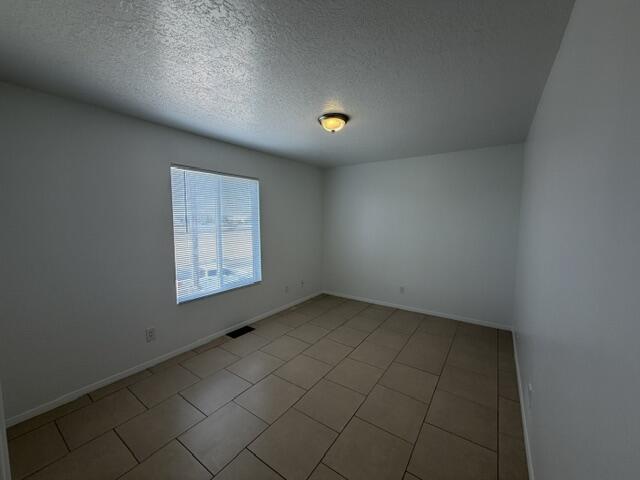 Photo 8 — 5132 Bray Court NW