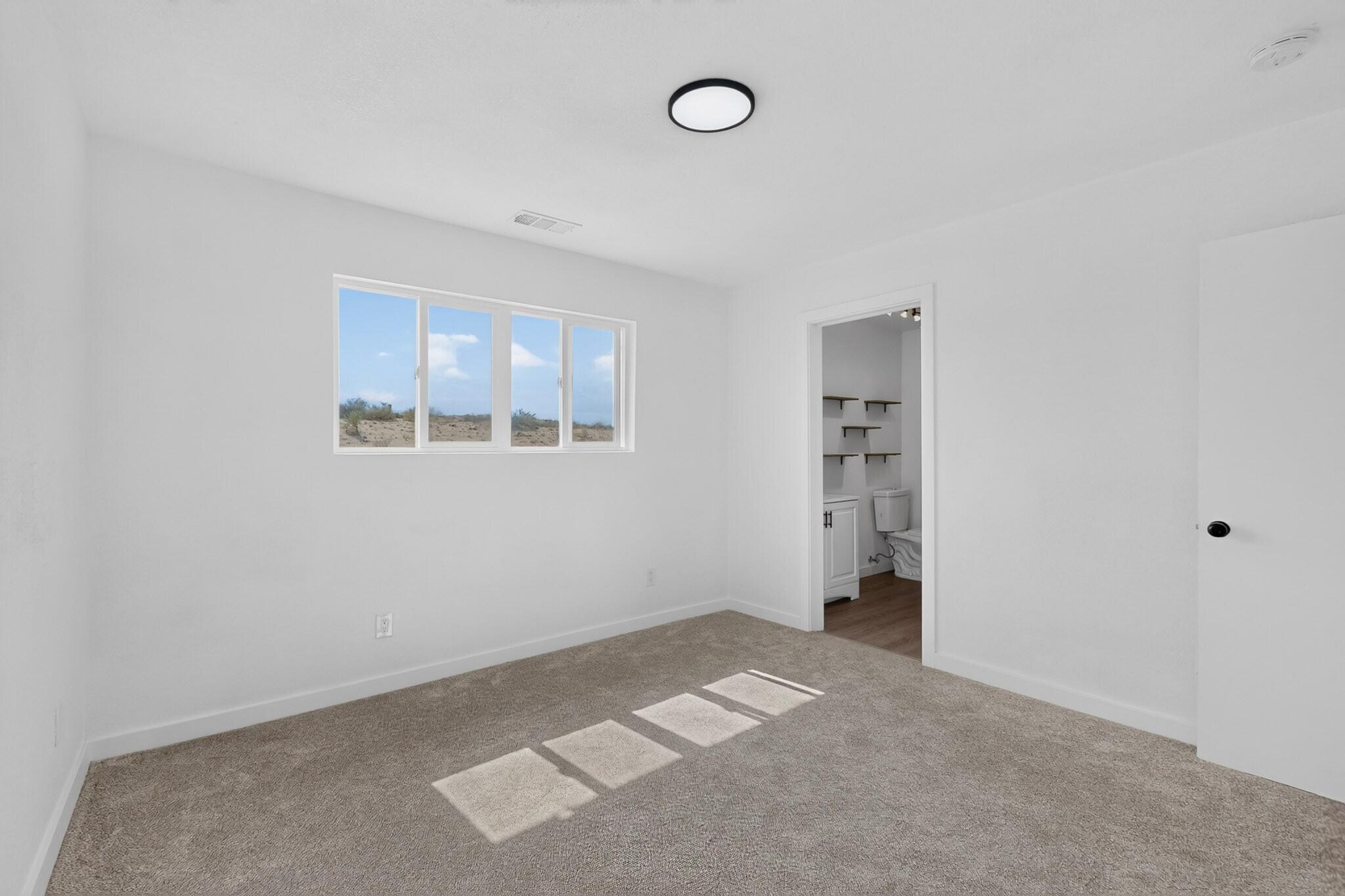 Photo 12 — 6707 Wills Way SW