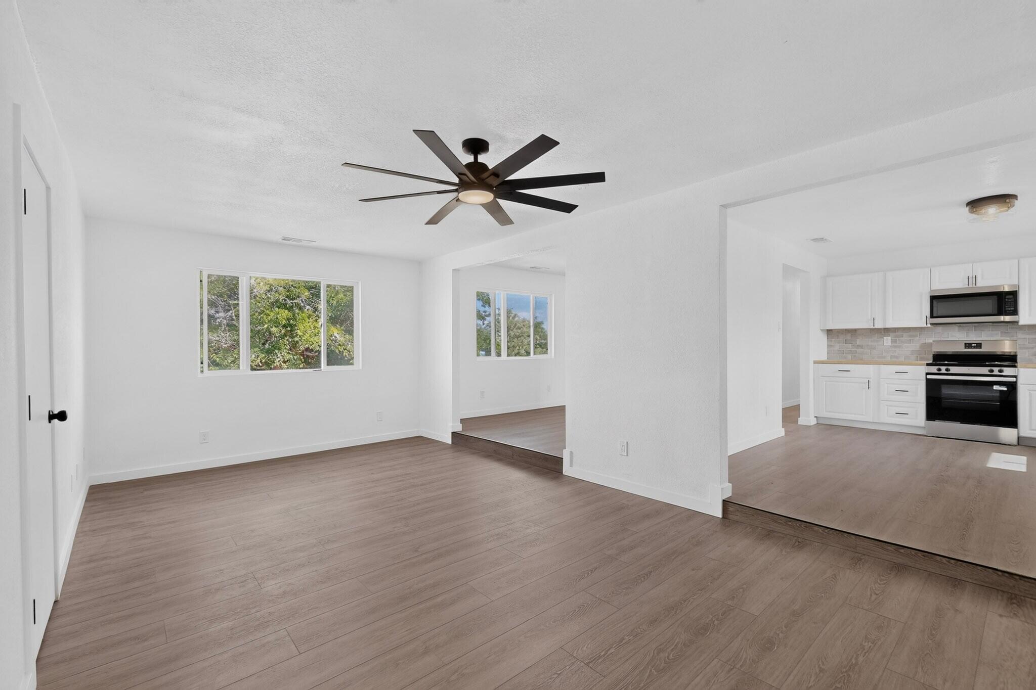 Photo 18 — 6707 Wills Way SW