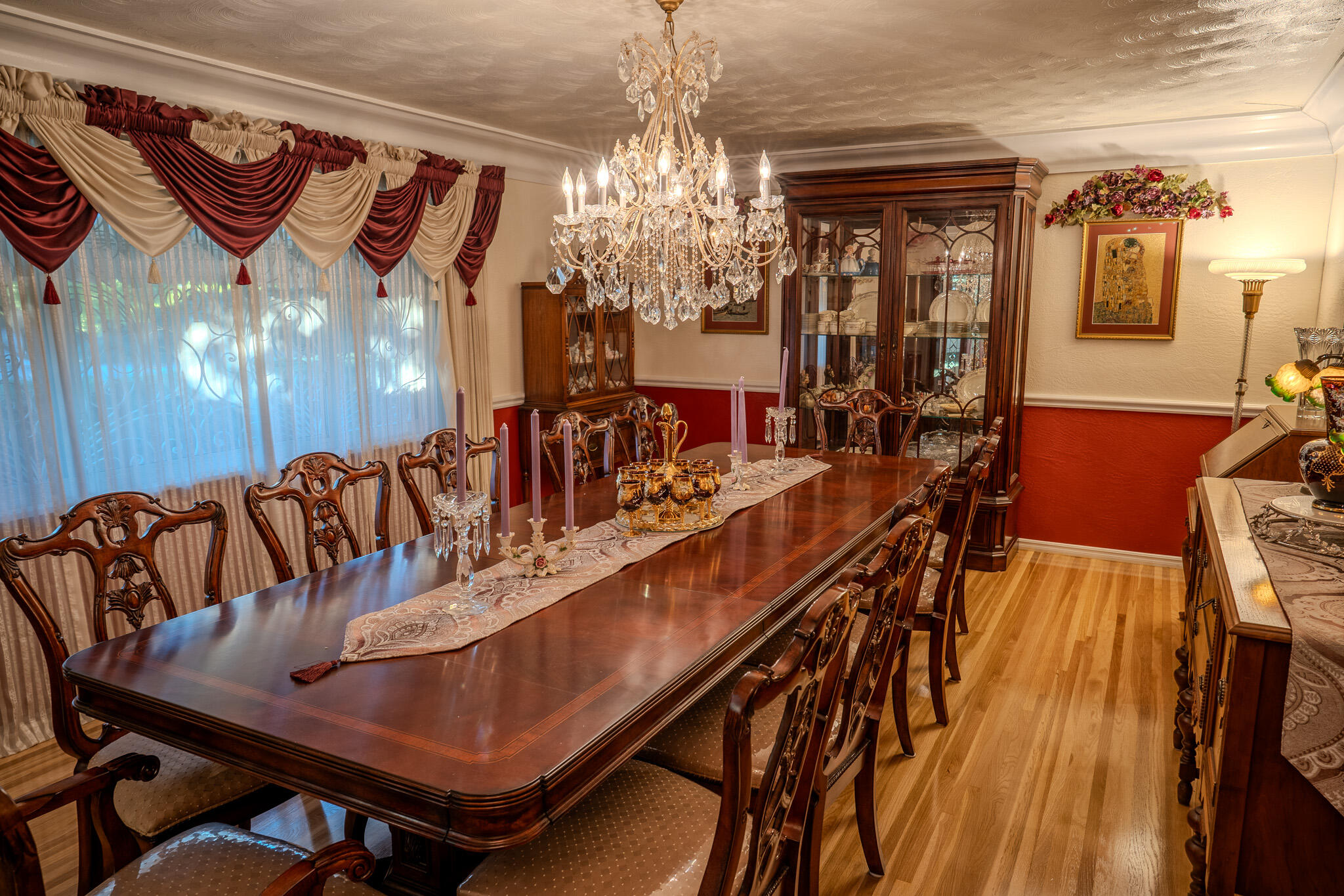 Photo 2 — 1308 Valencia Drive NE