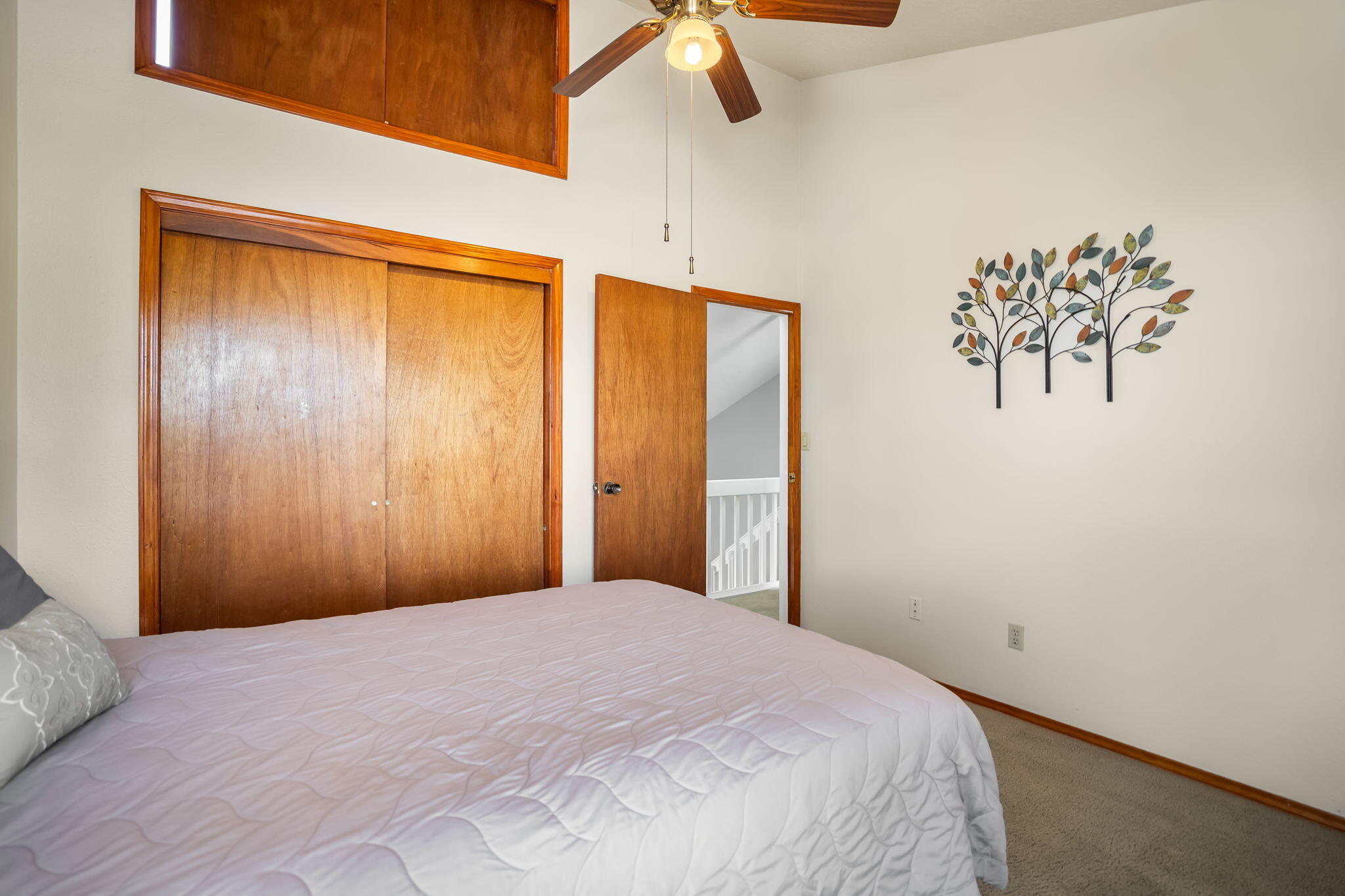 Photo 8 — 5605 Wheelwright Avenue NW