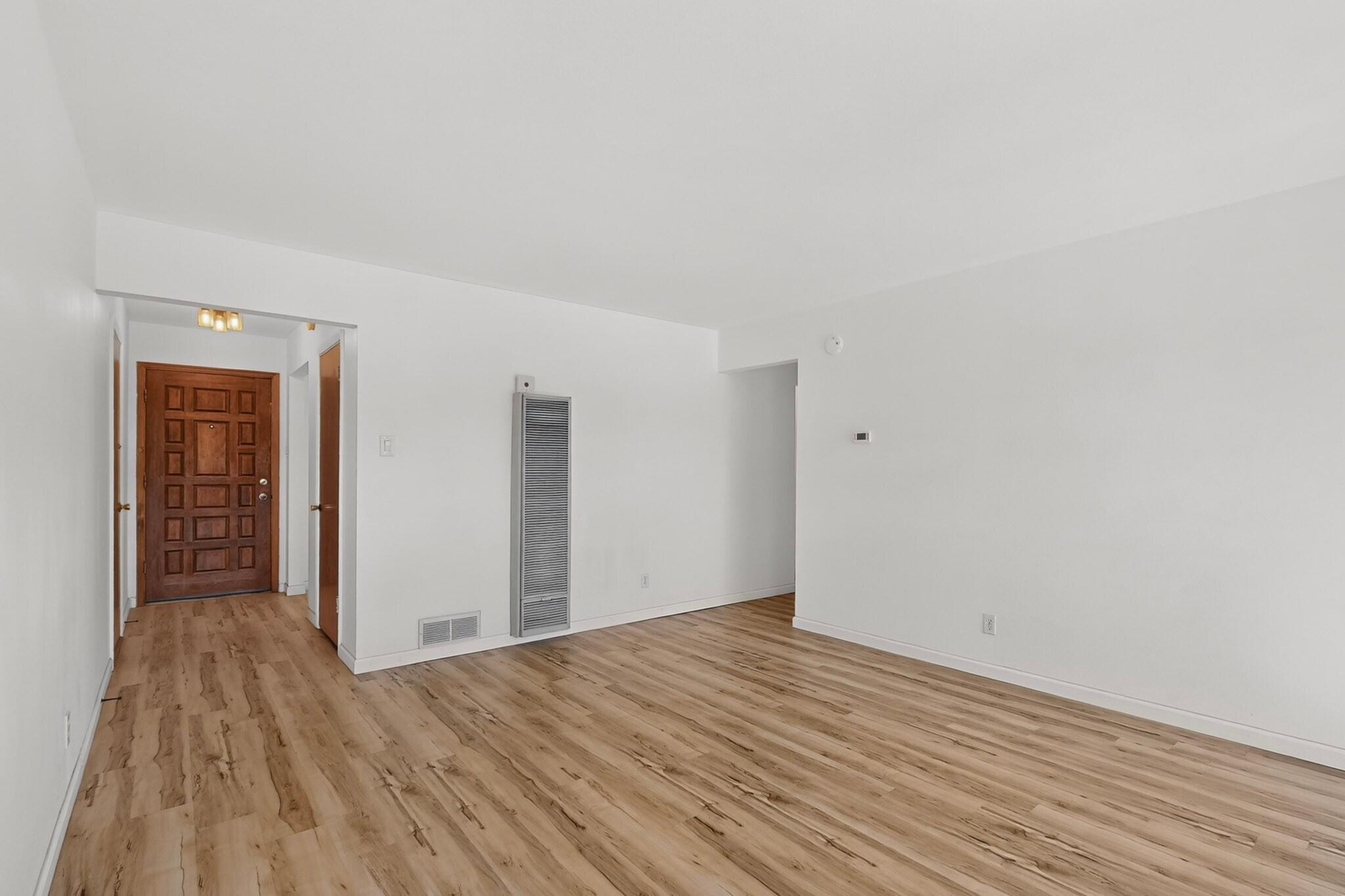 Photo 16 — 9312 Luthy Circle NE
