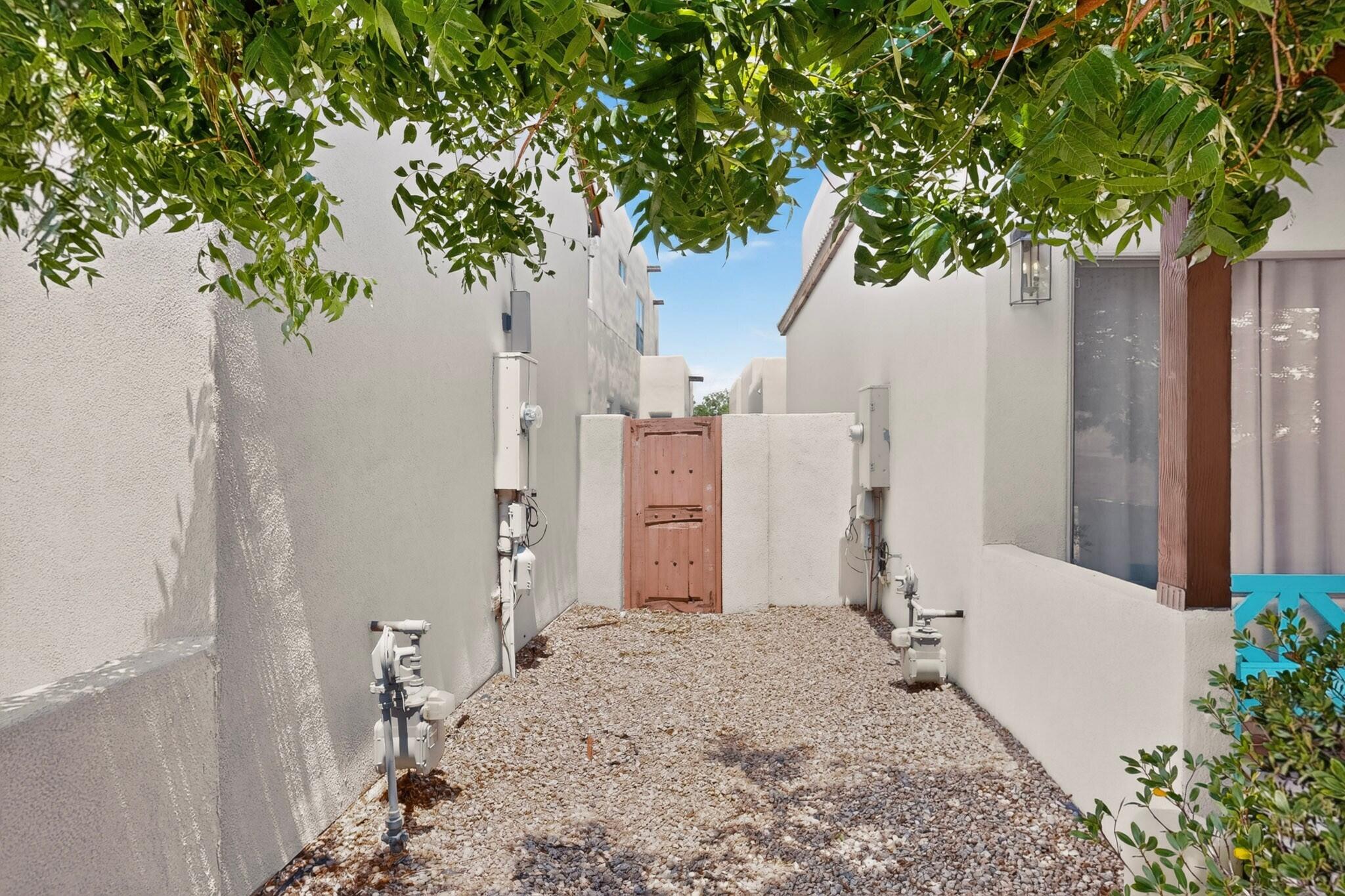 Photo 6 — 5127 San Jorge Avenue NW