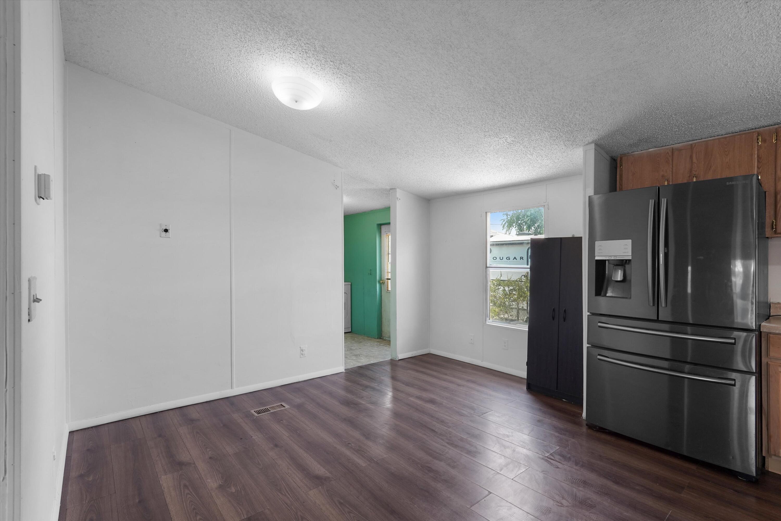 Photo 15 — 4203 Axtell Street SE