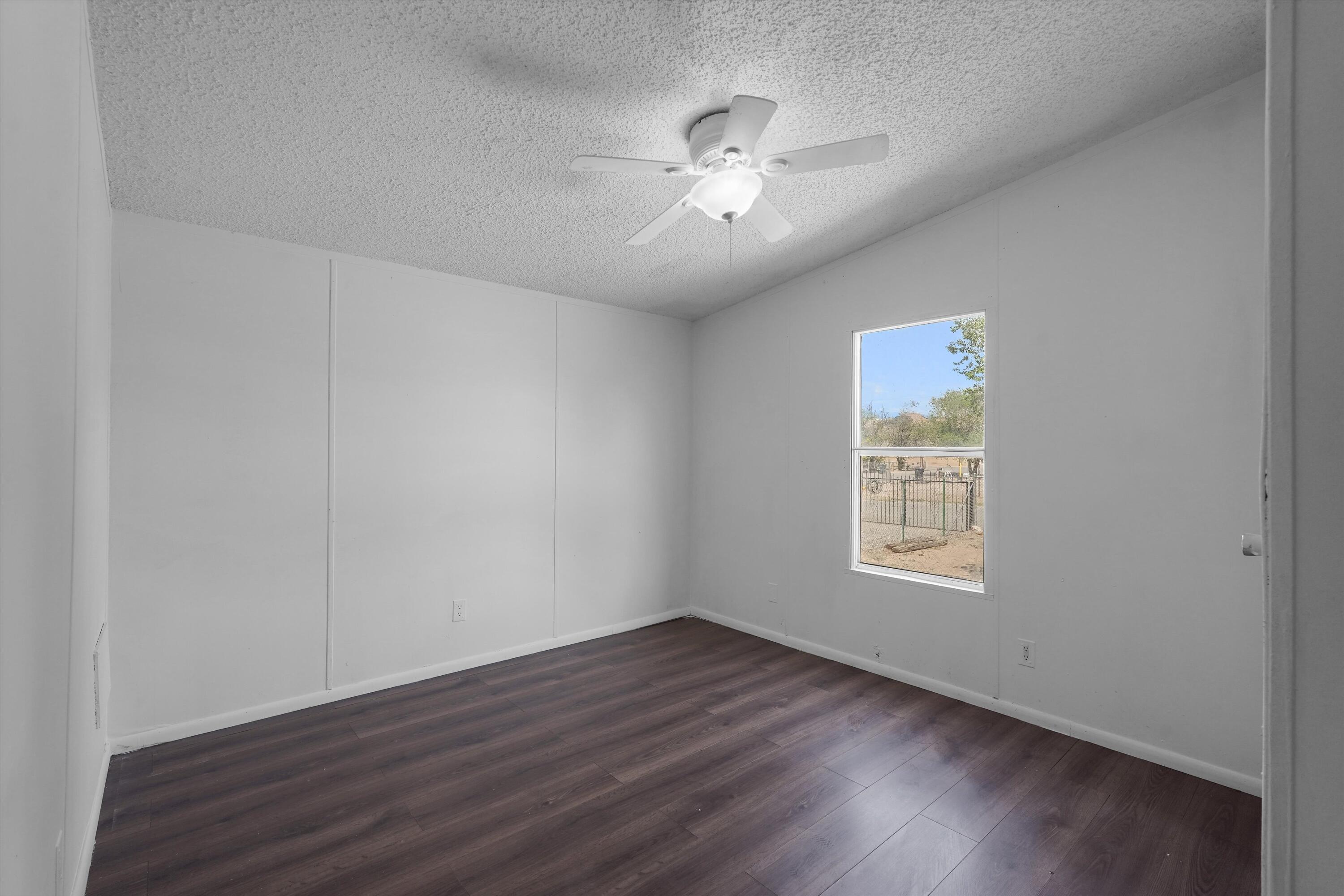 Photo 6 — 4203 Axtell Street SE