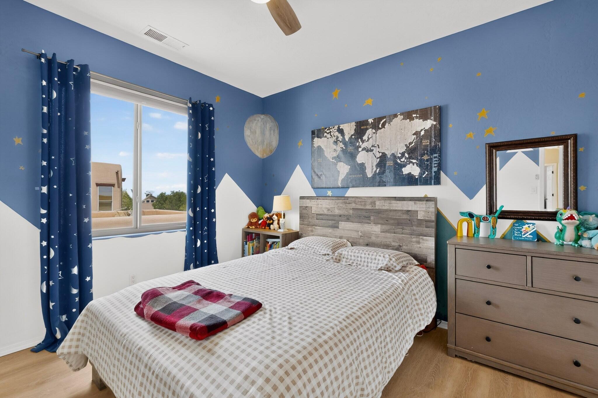 Photo 16 — 1044 Cristanos Drive