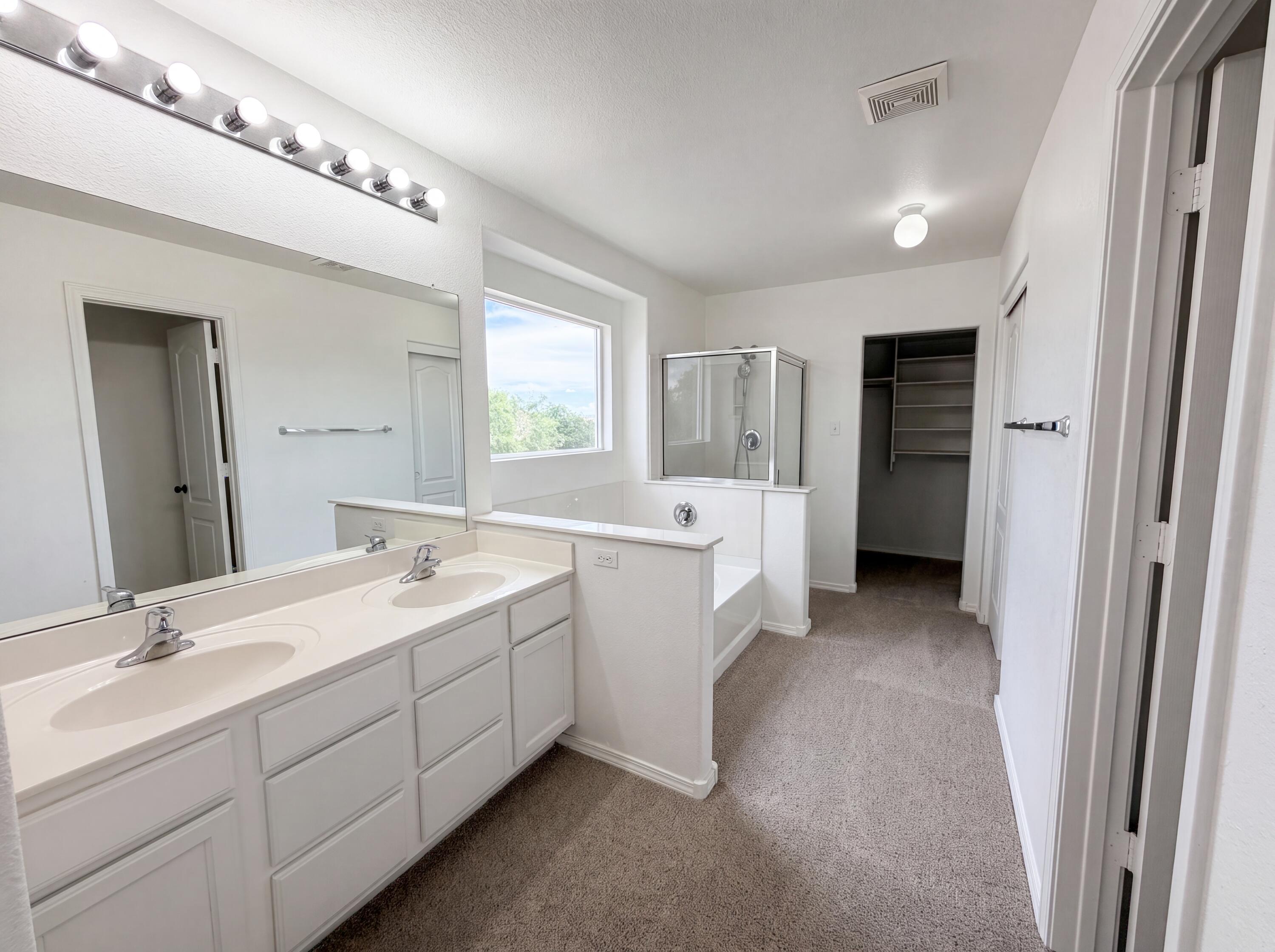 Photo 16 — 429 Playful Meadows Drive NE