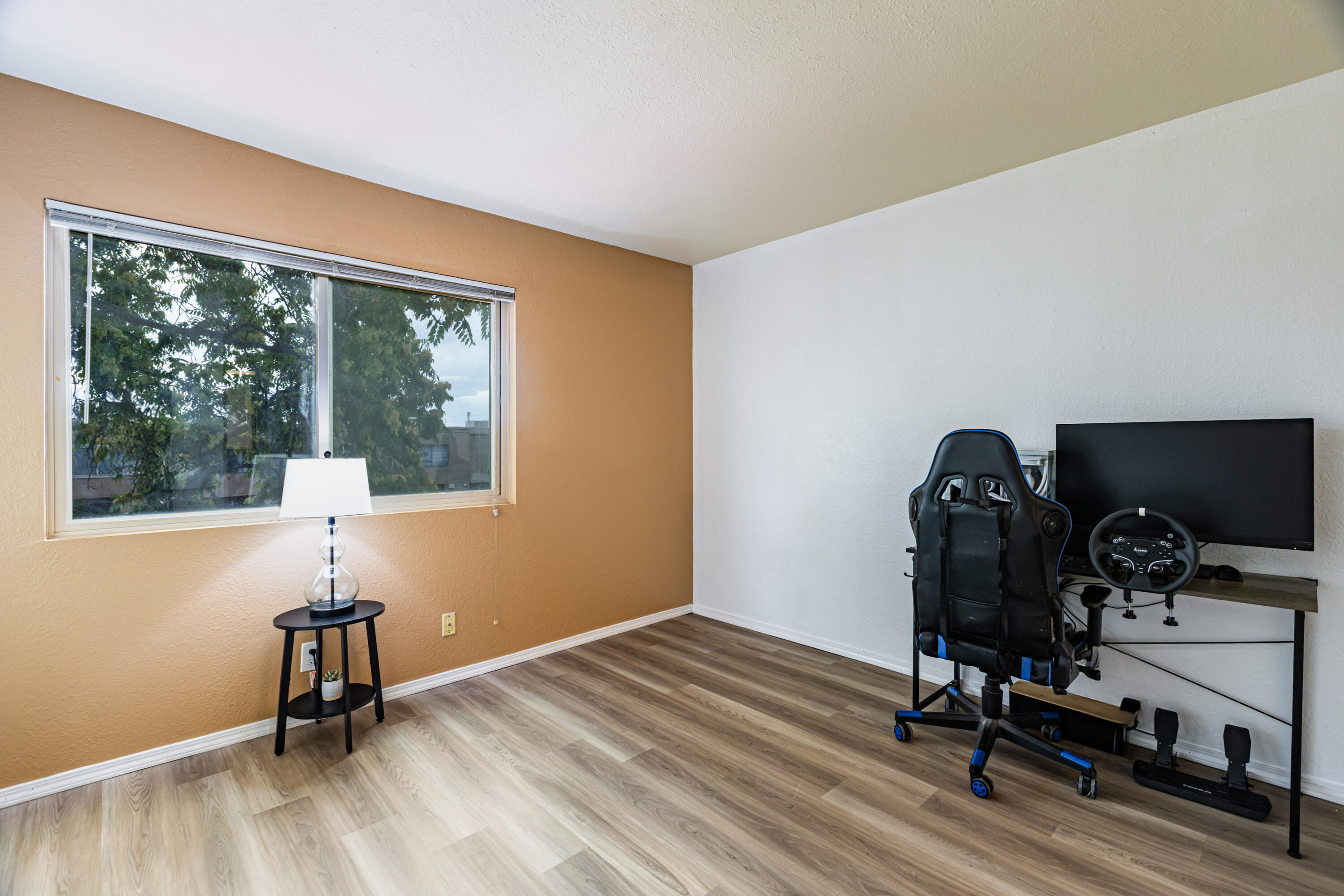 Photo 12 — 3301 Monroe Street NE UNIT J109