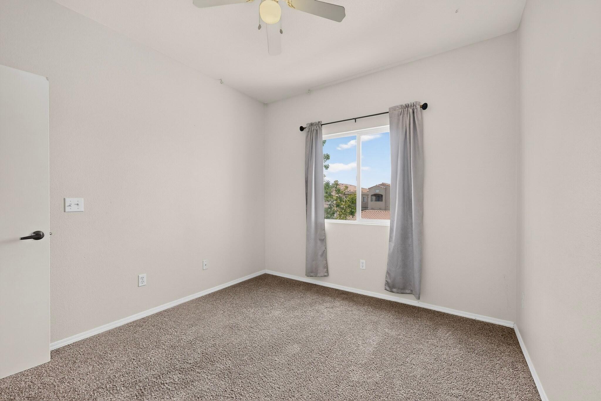 Photo 16 — 6800 Vista Del Norte Road NE #1722