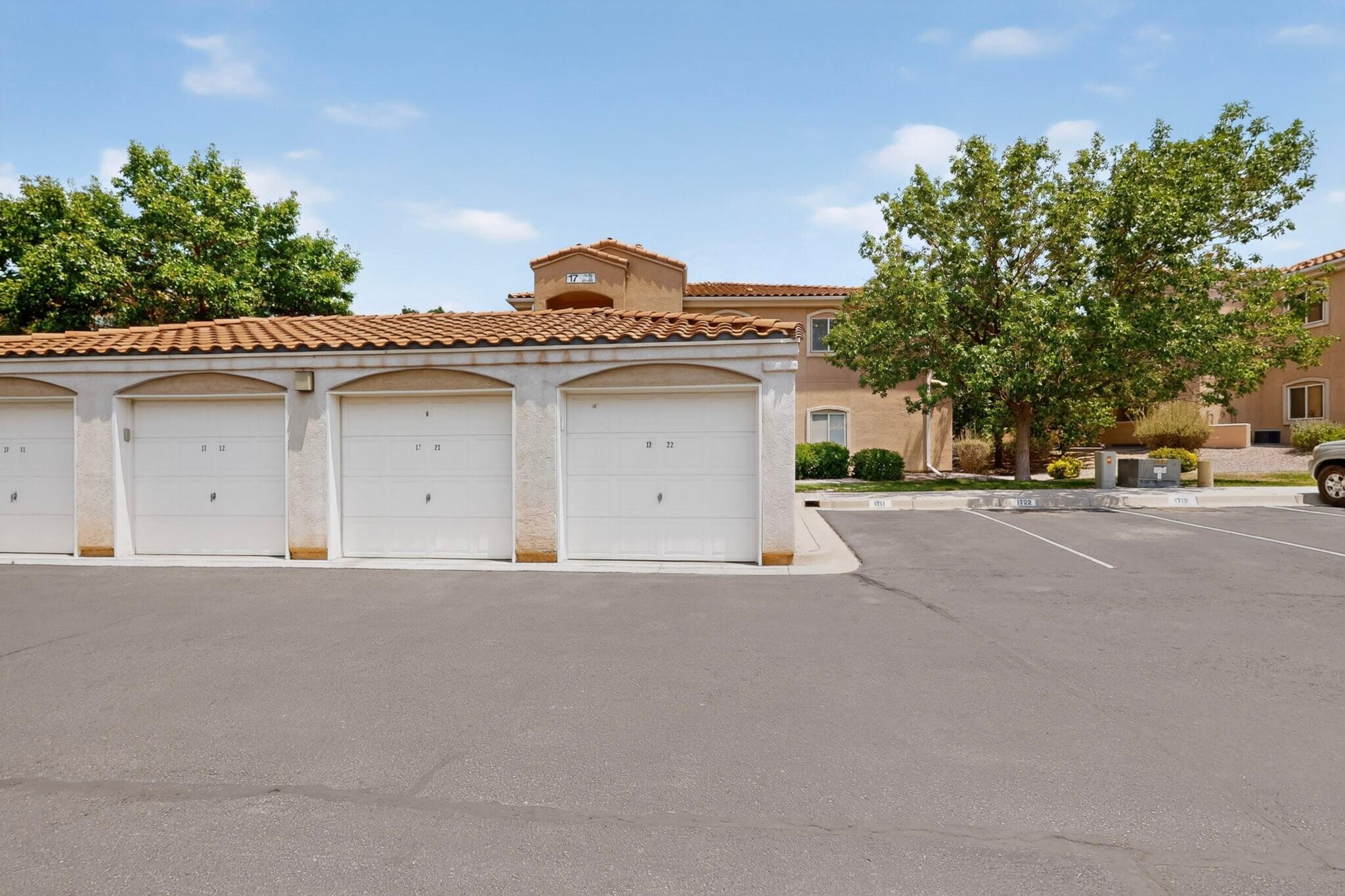 Photo 4 — 6800 Vista Del Norte Road NE #1722