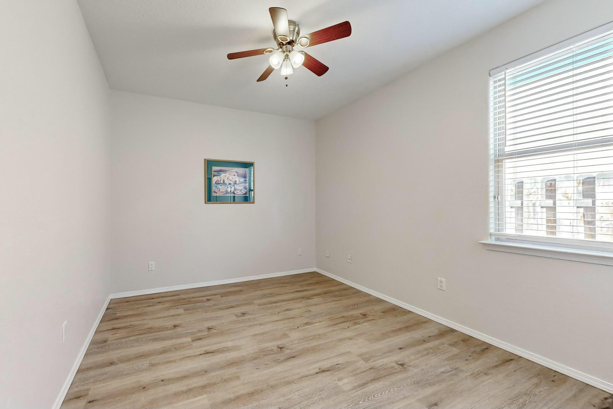 Photo 18 — 233 Shangri La Court NW