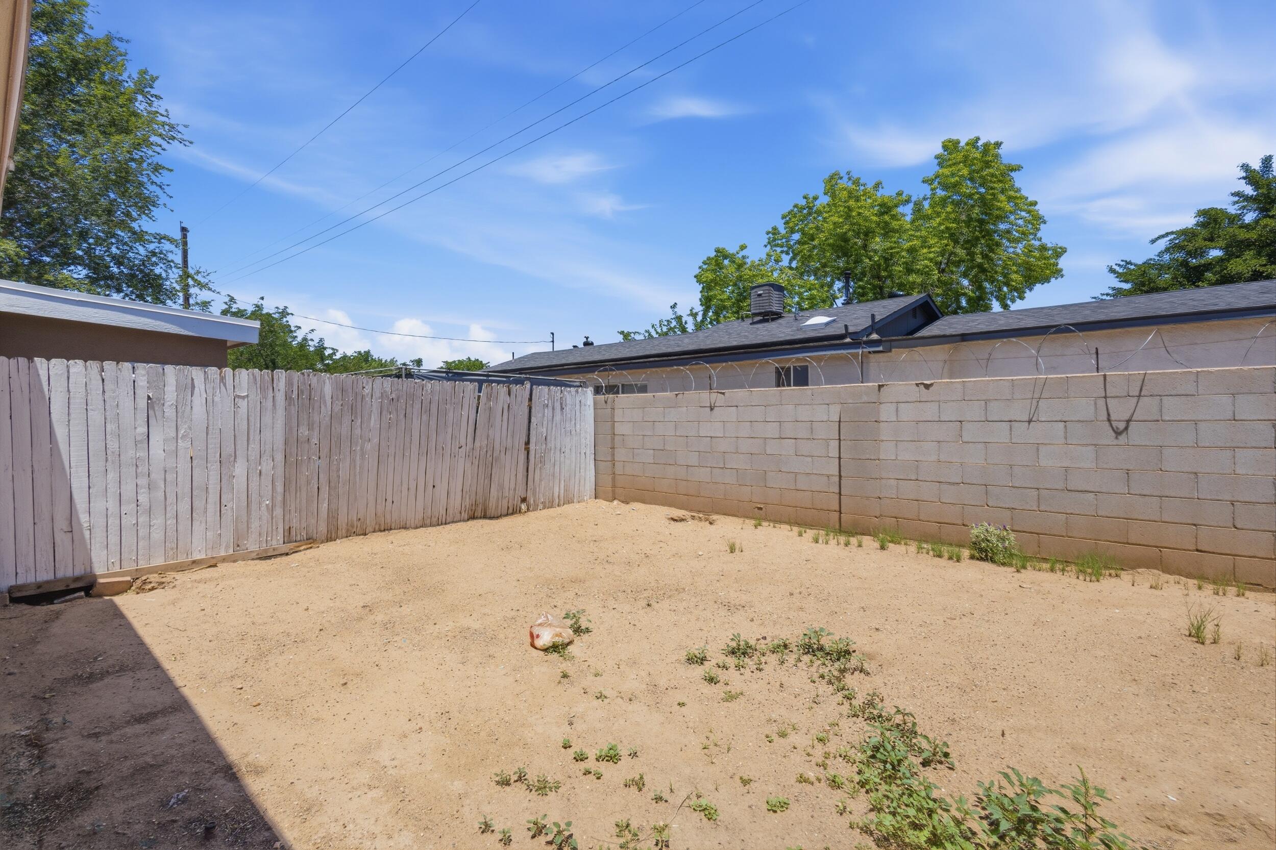 Photo 15 — 1609 Lundy Lane SW